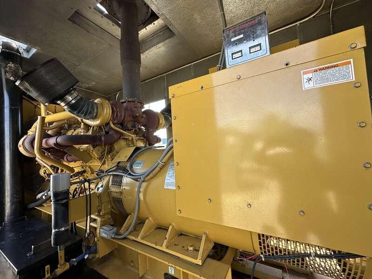 2000 CATERPILLAR 3412 STANDBY POWER GENERATOR - undefined