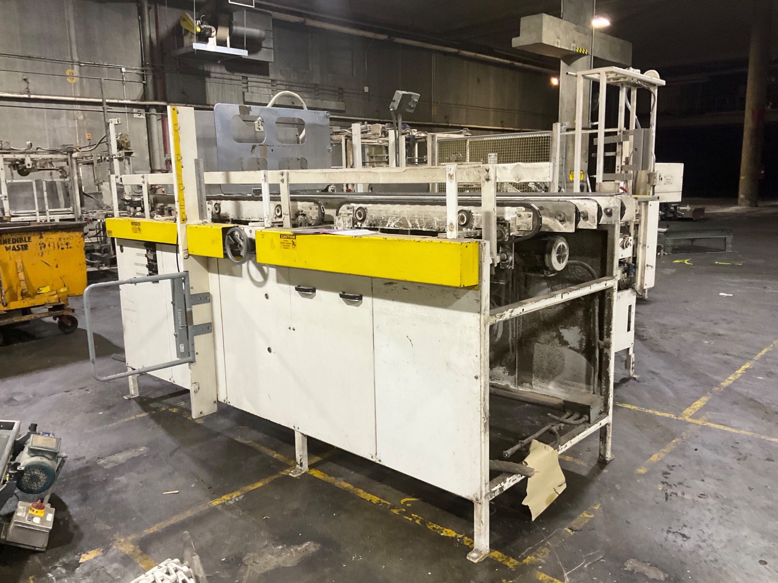 CASE FORMER MACHINE - undefined
