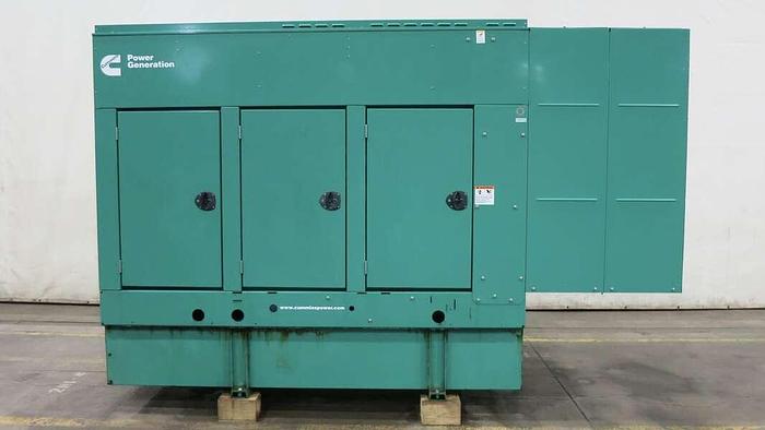 2009 CUMMINS DSHAD QSL9-G2 NR3 DIESEL GENERATOR EPA TIER 3 230 KW - undefined