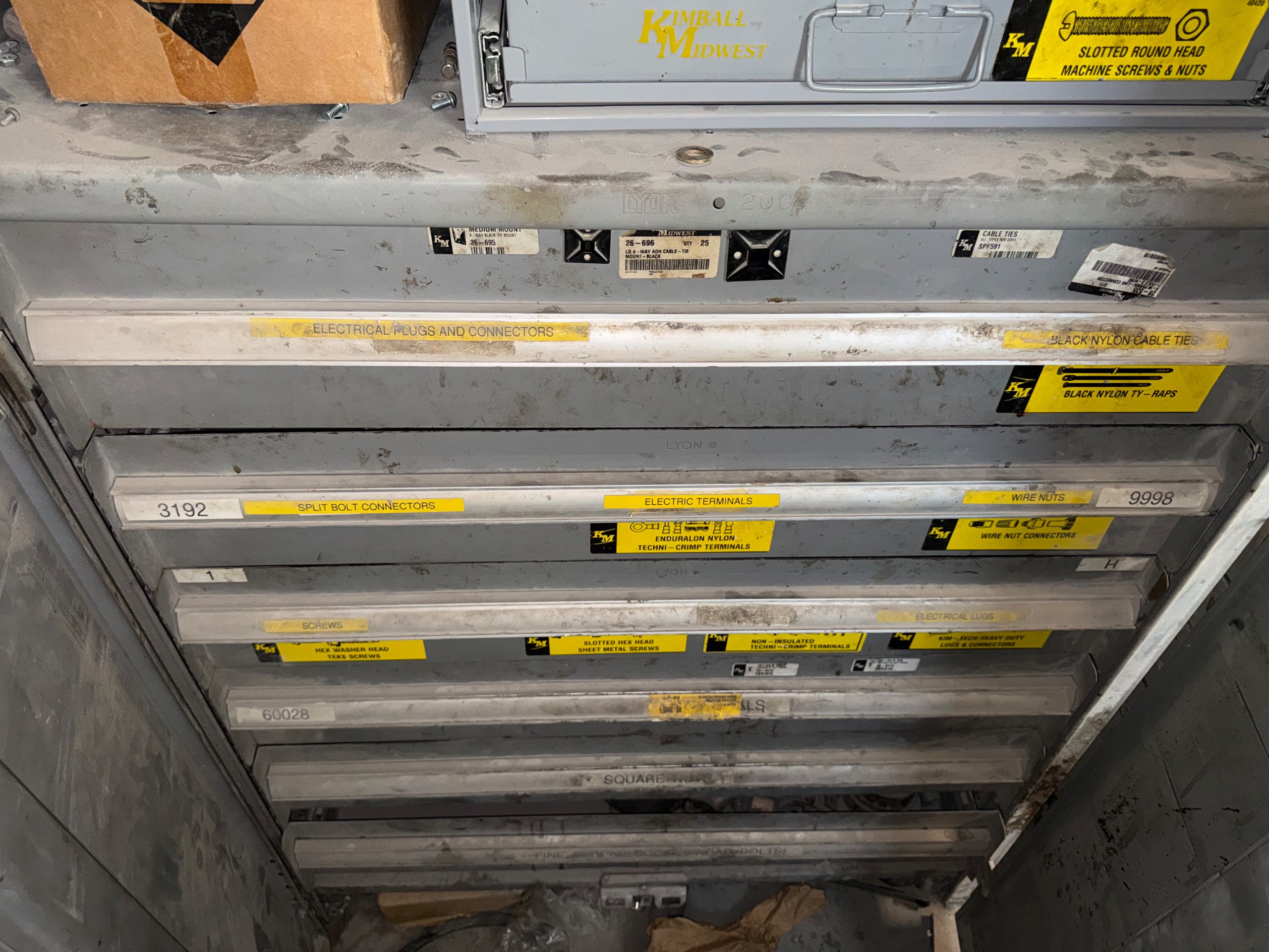 BULK CONTENTS OF INSTRUMENT ROOM - undefined