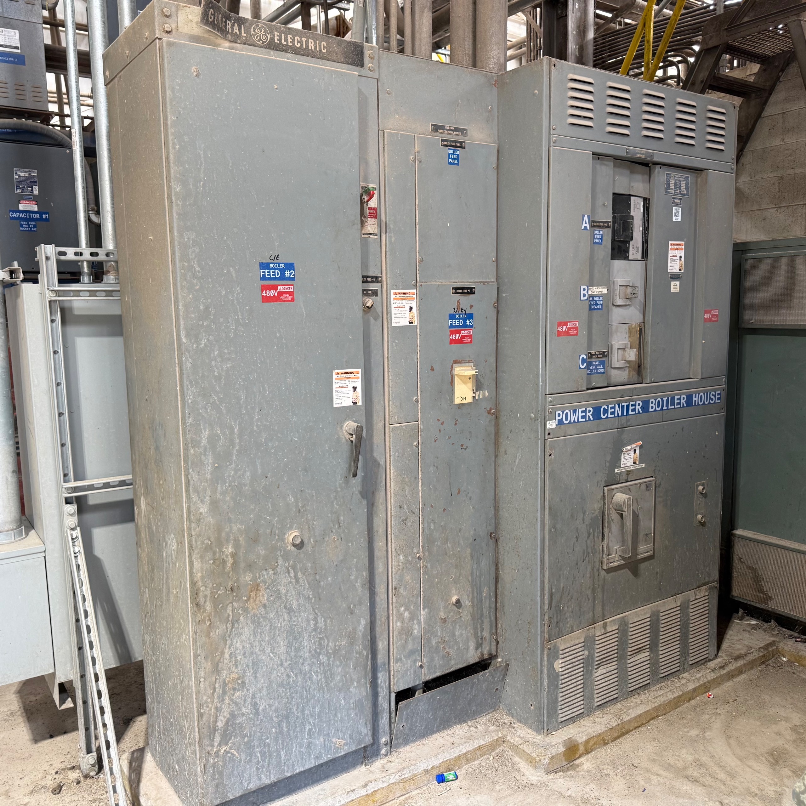 BULK QTY OF ELECTRICAL SWITCHGEAR - undefined