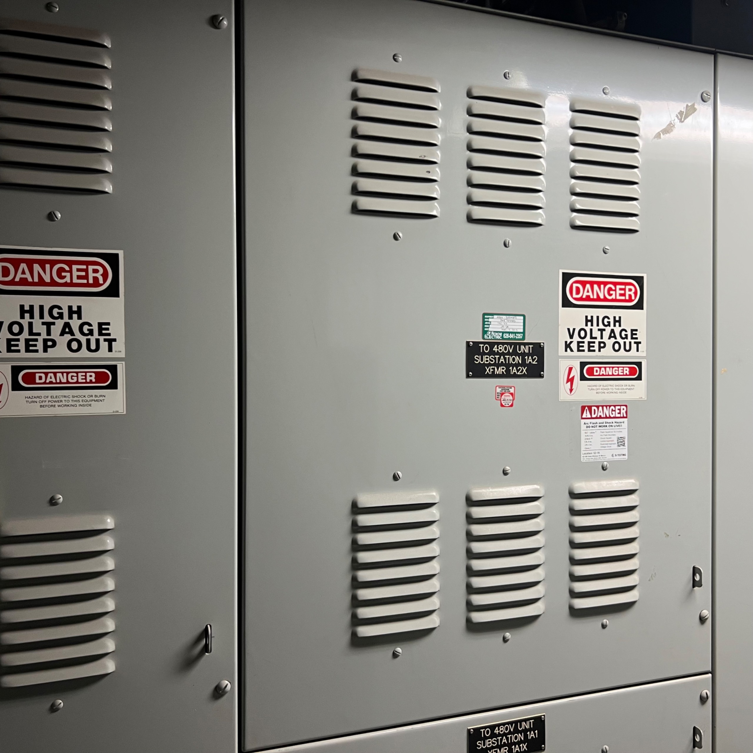 BULK QTY OF ELECTRICAL SWITCHGEAR - undefined