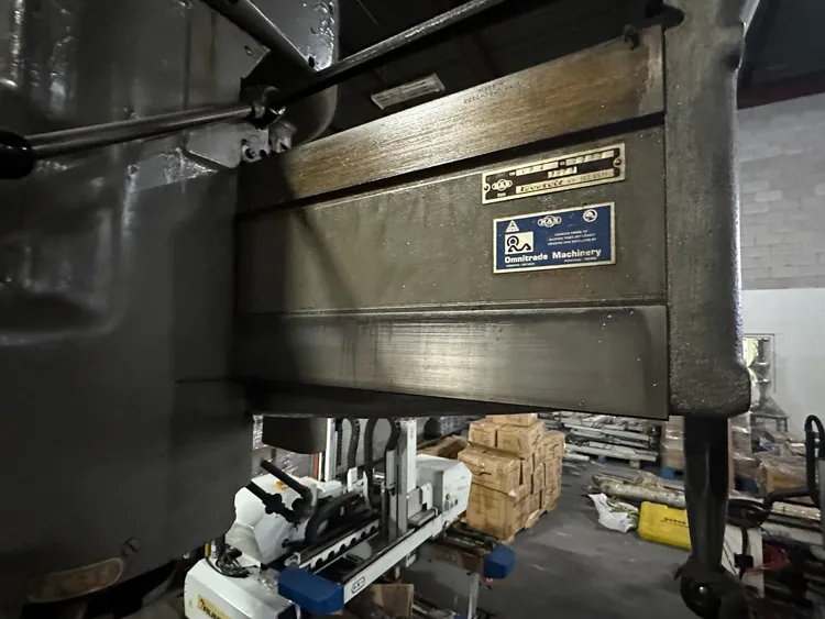 1971 MAS VR4 RADIAL DRILLING MACHINE 50MM CAPACITY, 1470MM ARM, 2000 RPM, 575V 60HZ 3PH - undefined