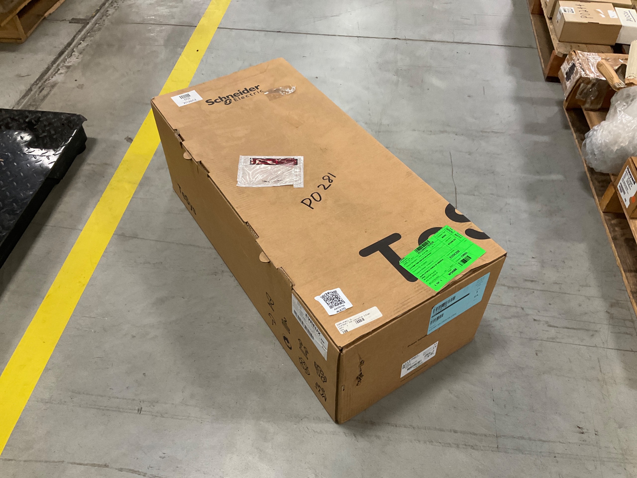 SCHNEIDER LC1 F780F7 CONTACTOR - undefined