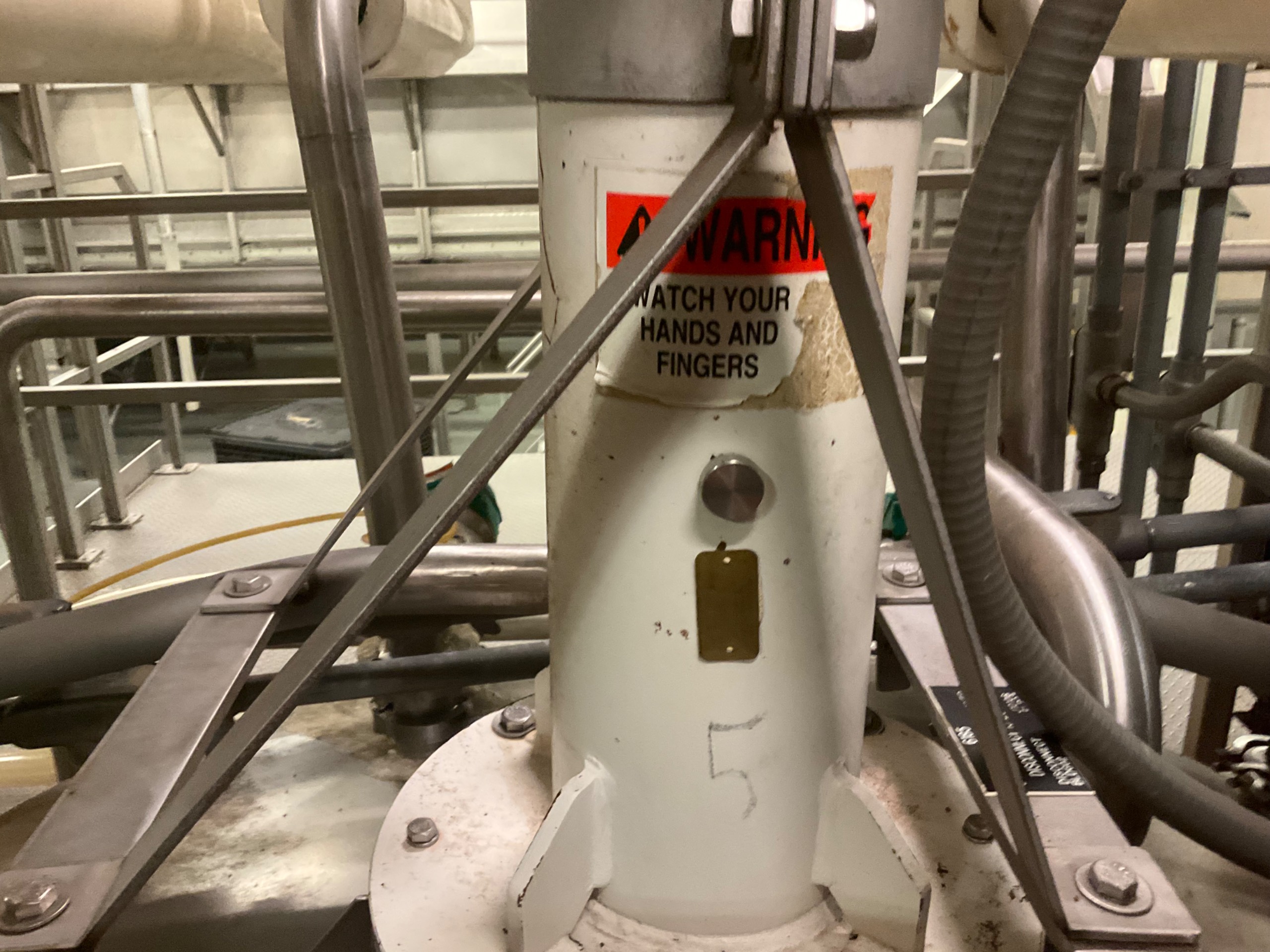 MIXER TANK 600 GALLON - undefined