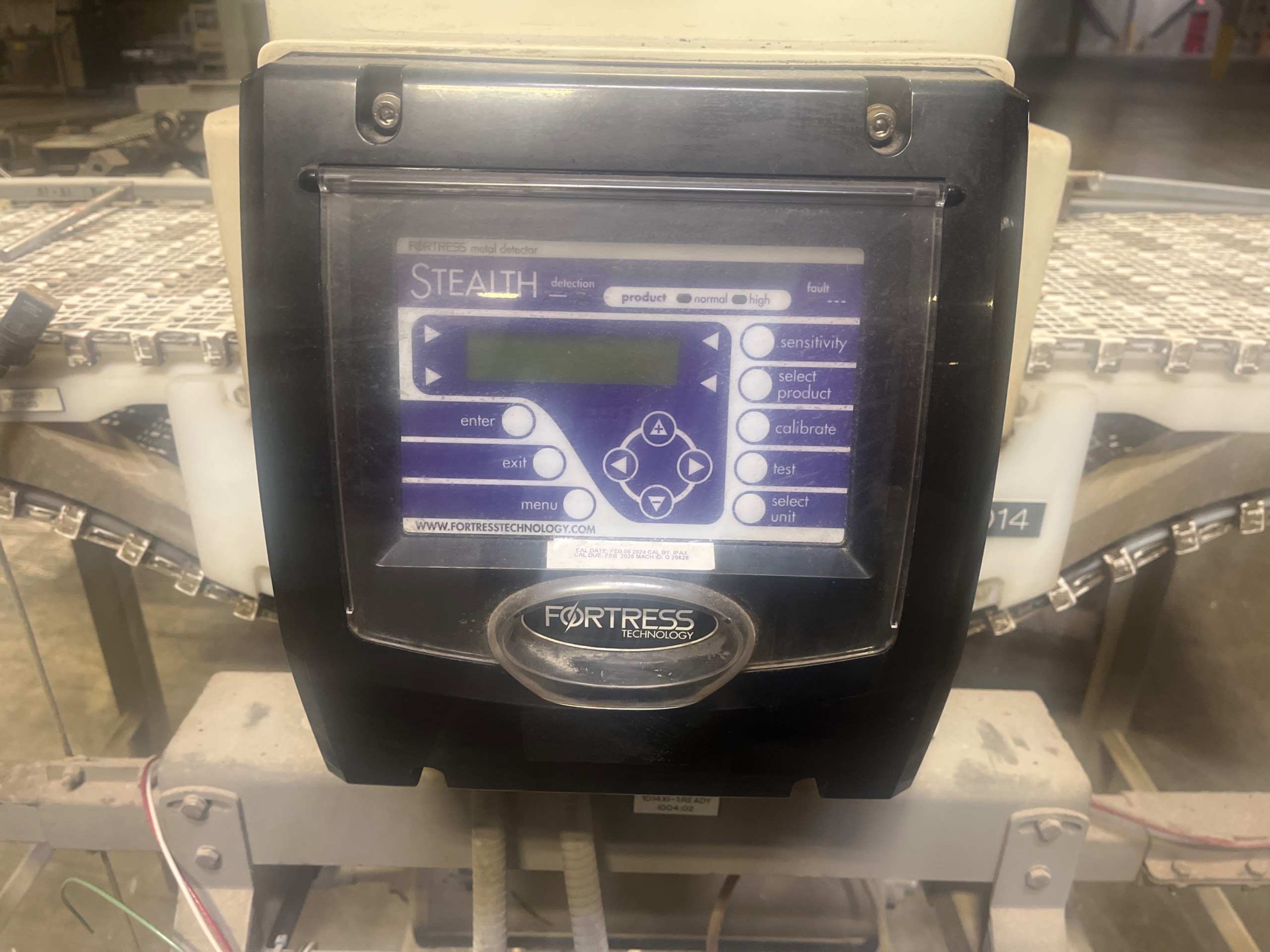FORTRESS STEALTH CONVEYOR METAL DETECTOR - undefined