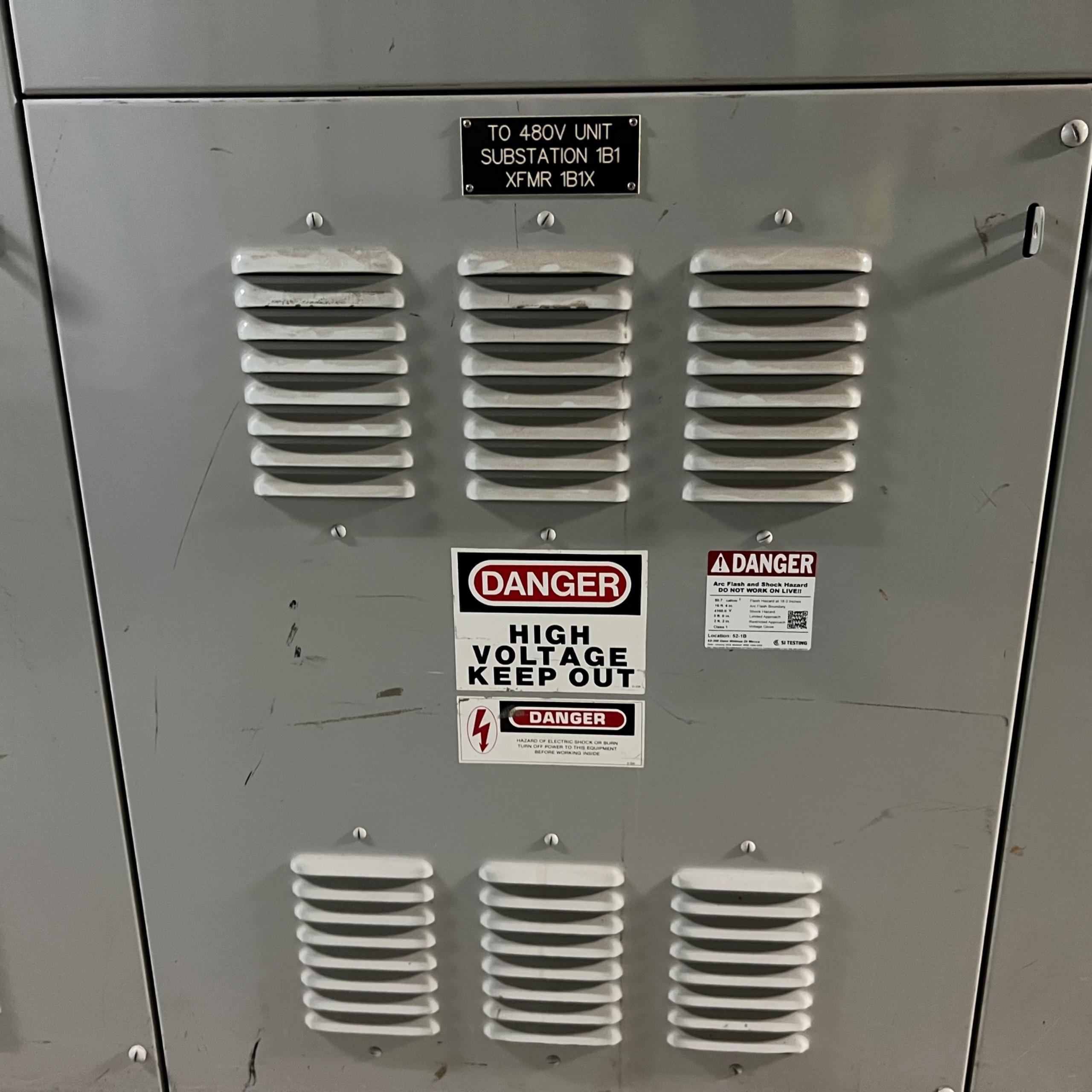 BULK QTY OF ELECTRICAL SWITCHGEAR - undefined