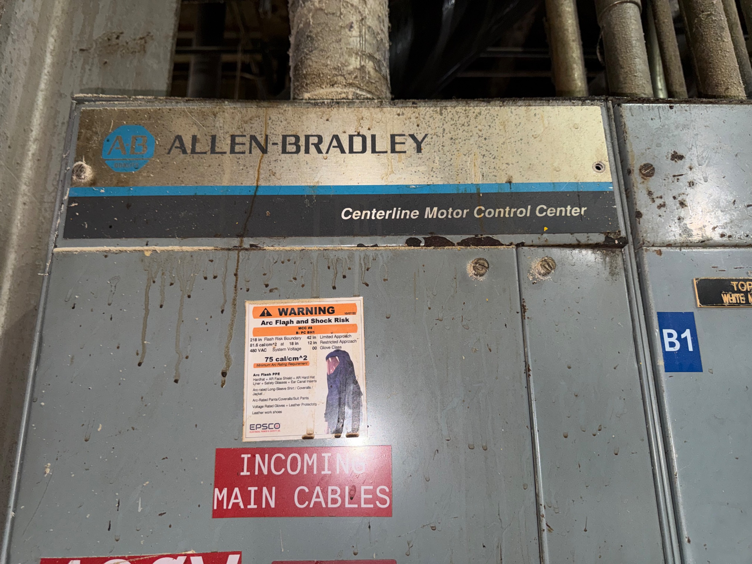 BULK QTY OF ALLEN BRADLEY CENTERLINE 2100 MCC, 5 SECTIONS - undefined