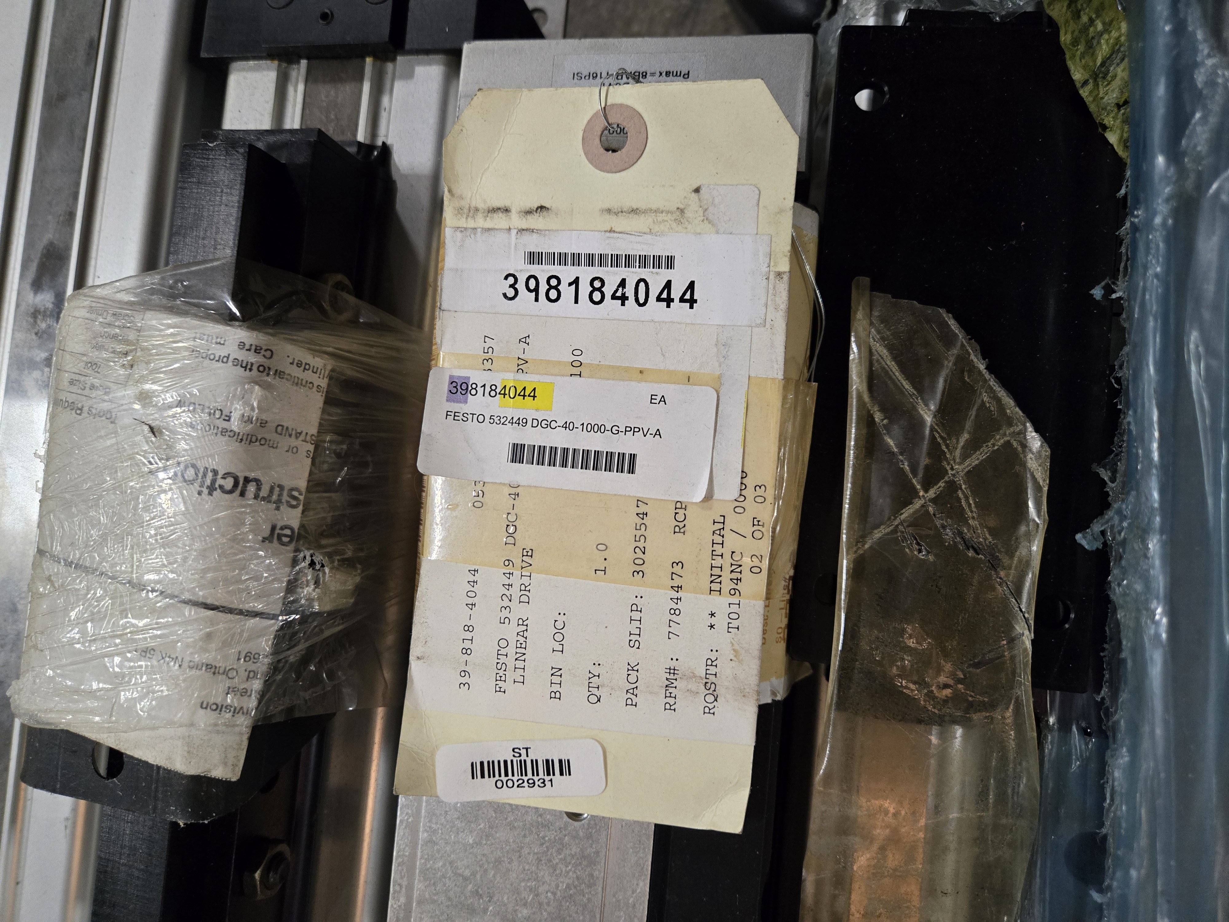 BULK QTY OF LINEAR GUIDES AND CYLINDERS - undefined