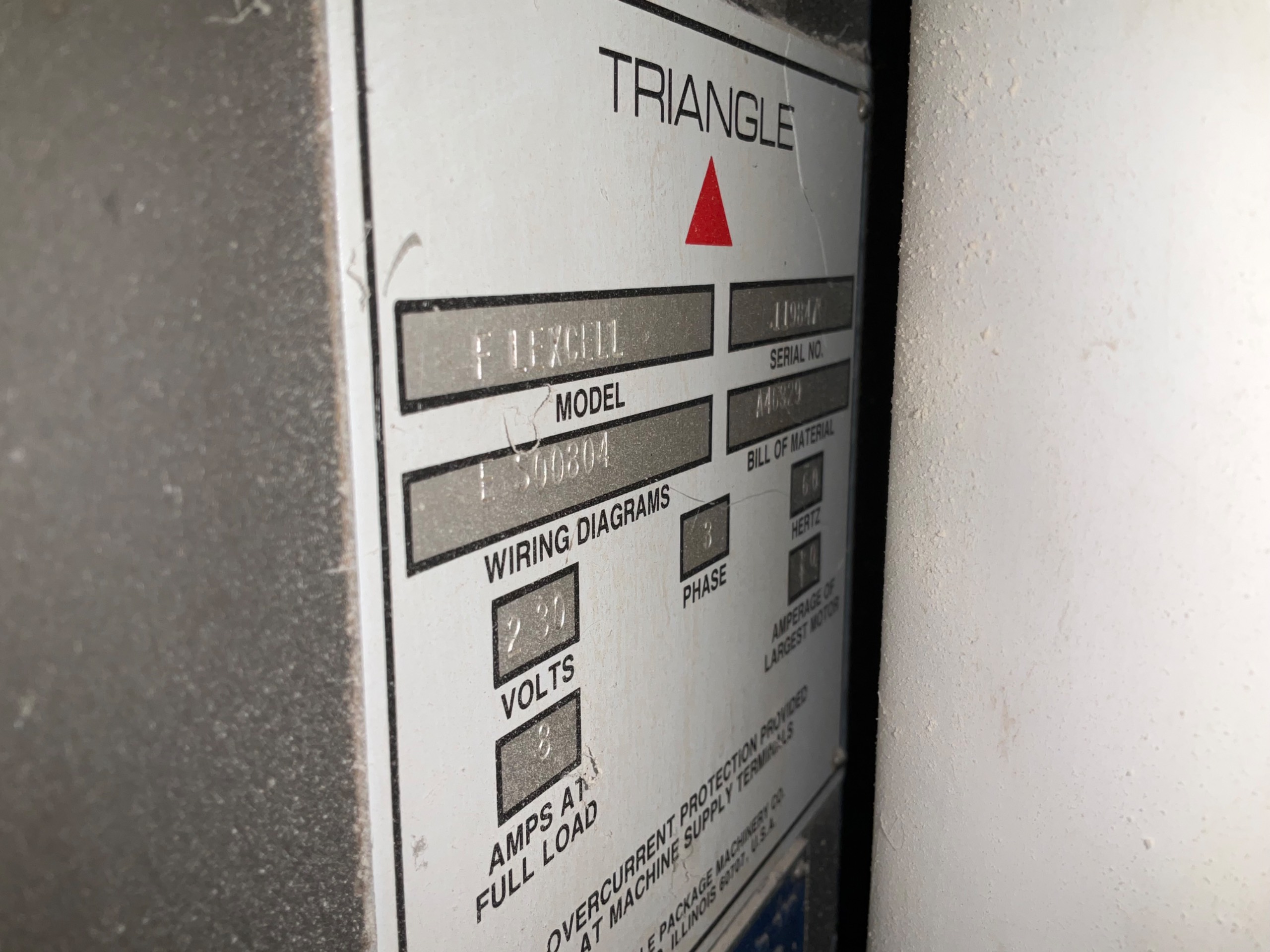 TRIANGLE FLEXCELL CARTONING MACHINE - undefined