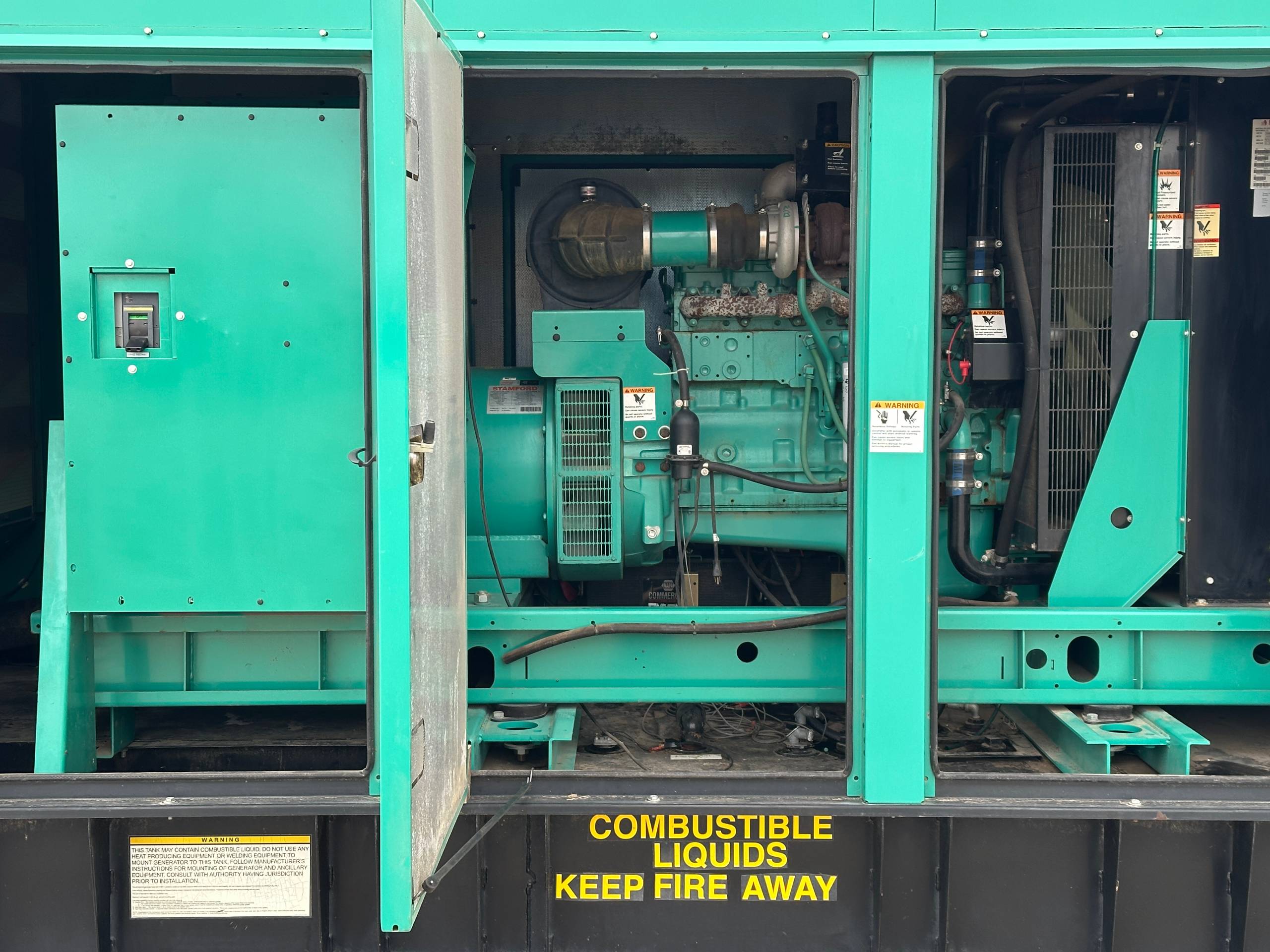 2012 CUMMINS DQDAA 250 KW DIESEL GENERATOR - undefined
