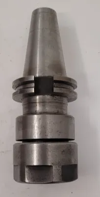 ACCUPRO CAT 40 COLLET CHUCK HOLDER TYPE: CAT 40 OAL: 6.5” GAUGE LENGTH: 3.75” - undefined