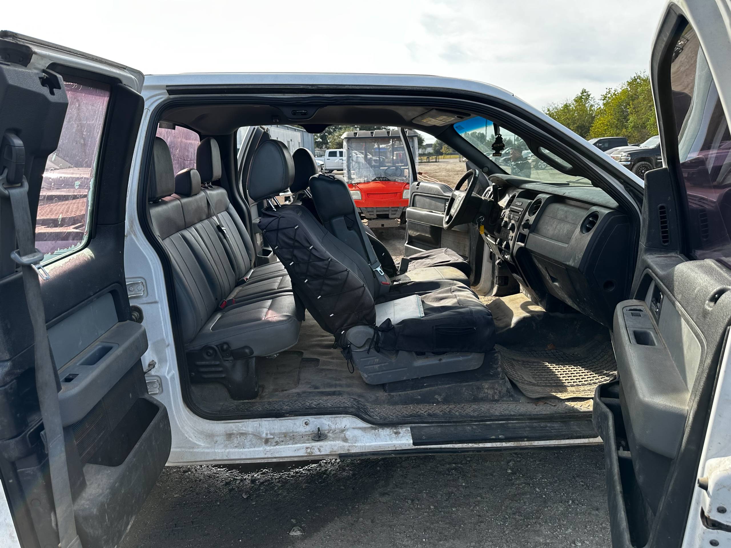 2014 FORD F-150 PICKUP TRUCK - undefined