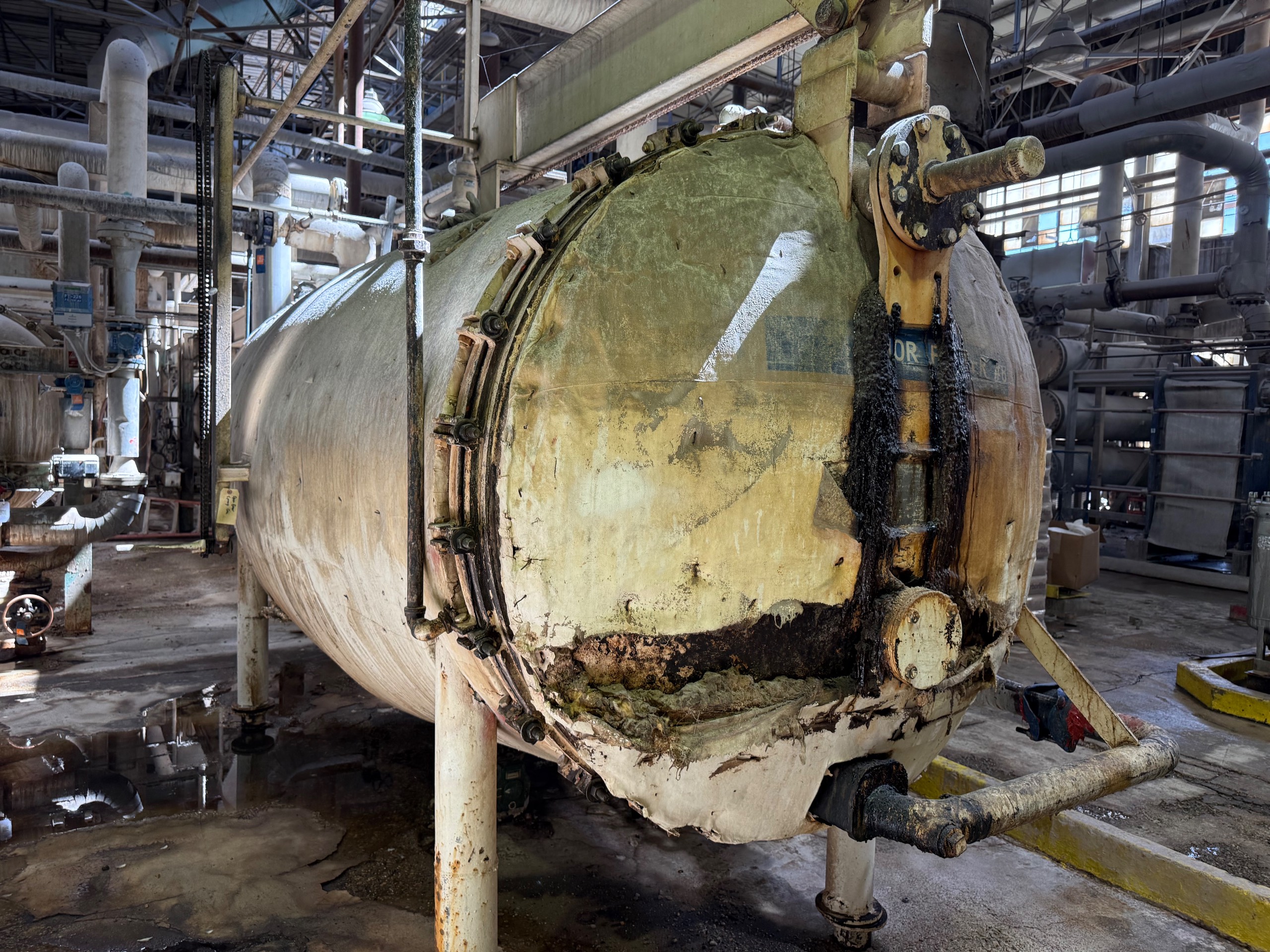 LIQUID FILTER TANK - undefined