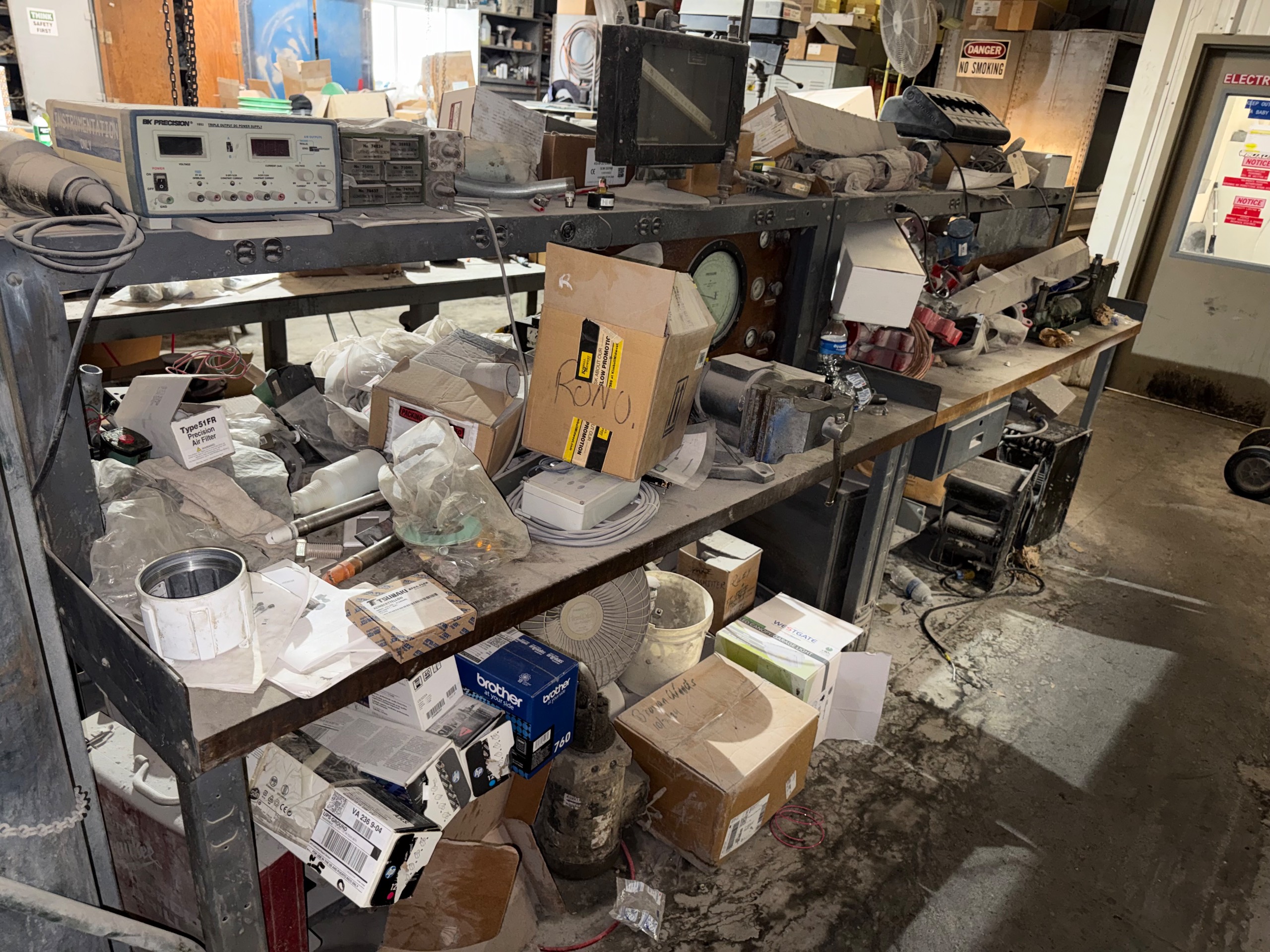 BULK CONTENTS OF INSTRUMENT ROOM - undefined