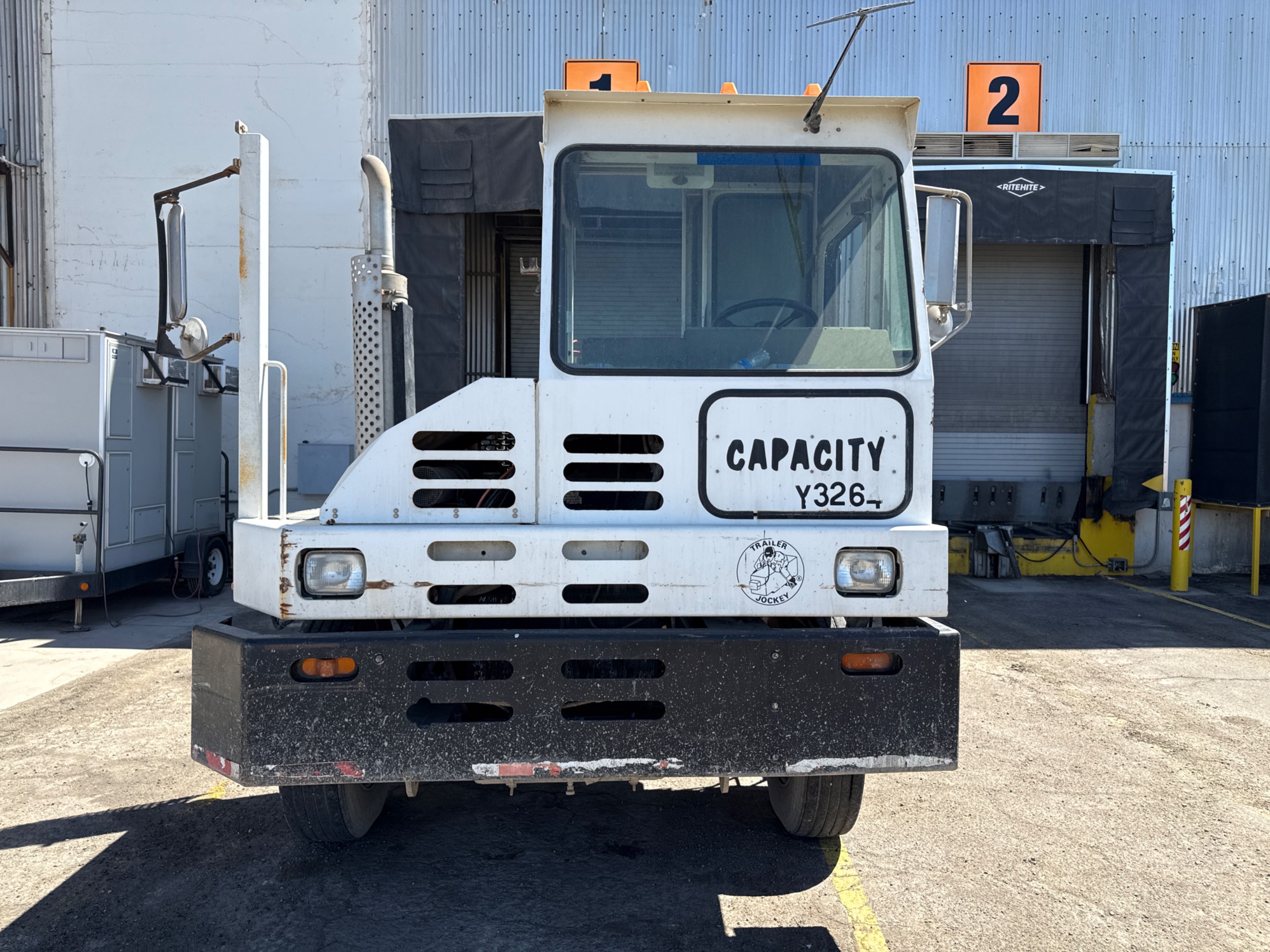 2003 CAPACITY TRUCKS TJ5000 UTILITY TRUCK - undefined