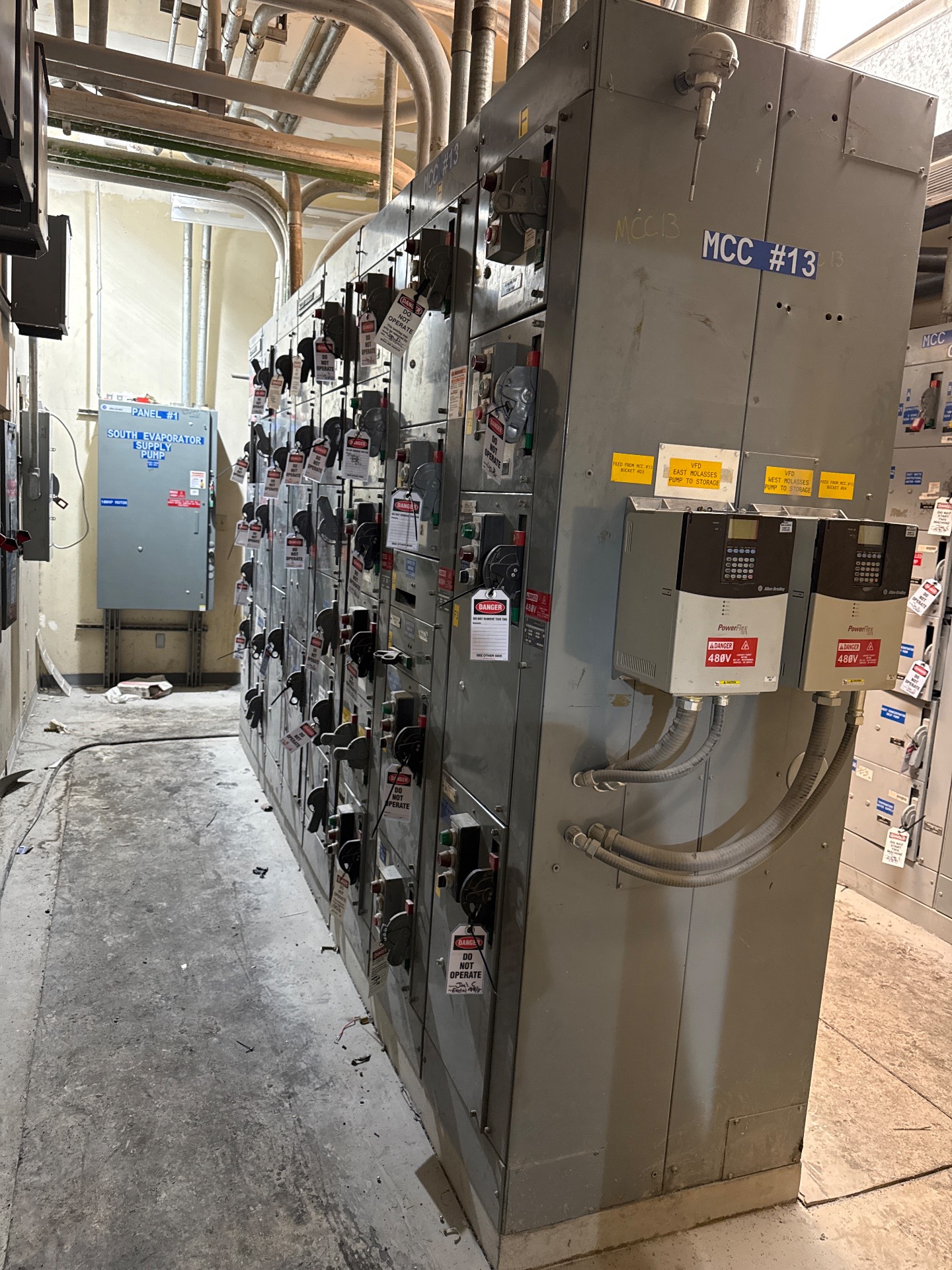 BULK QTY OF CONTENTS OF ELECTRICAL ROOM - undefined