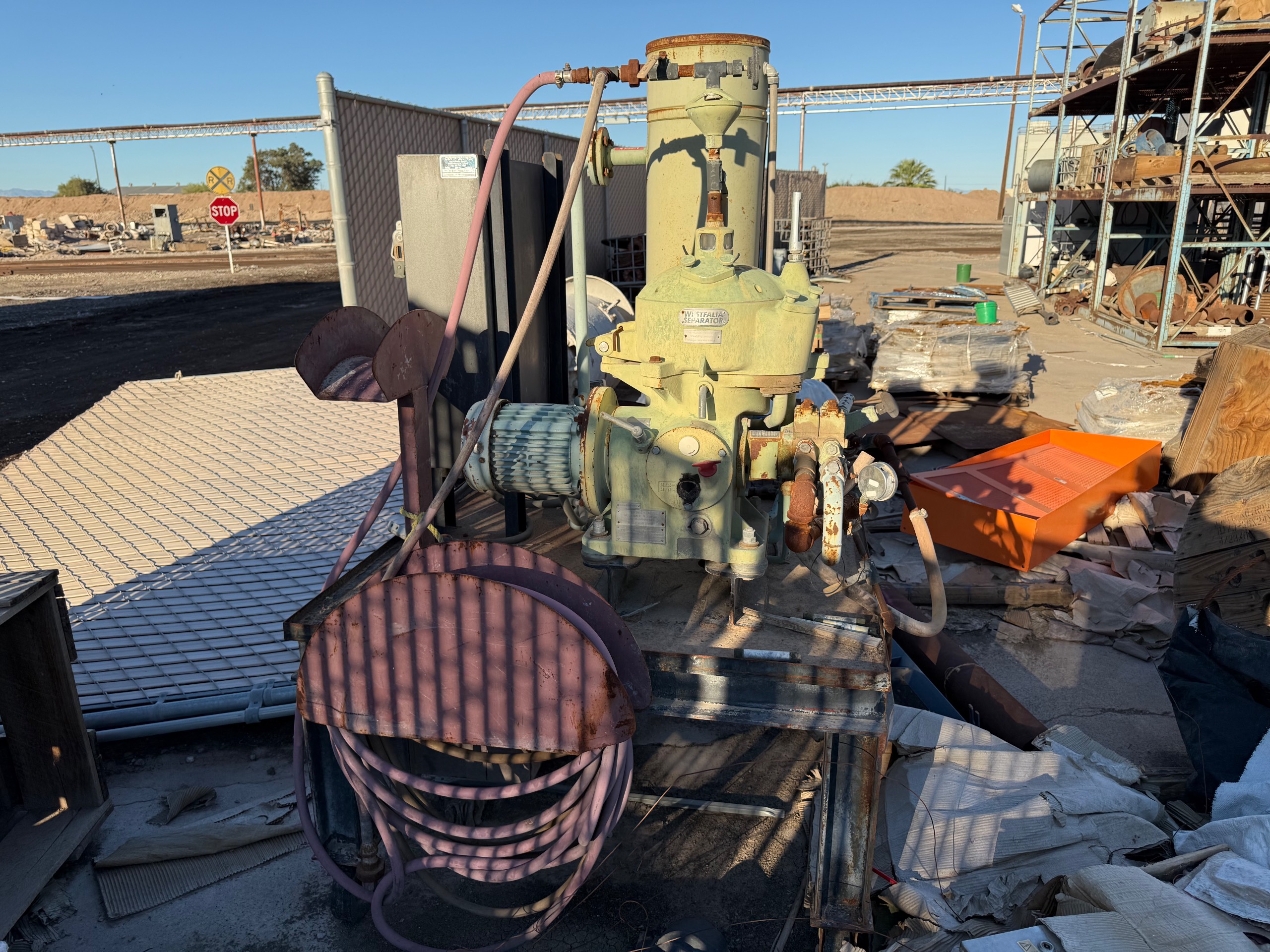 BULK QTY OF INDUSTRIAL PARTS - undefined