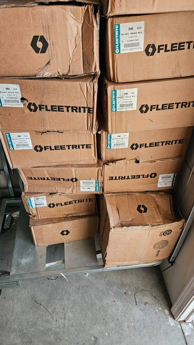 FLEETRITE FLTEG4707Q20 BRAKE SHOE KIT - CASE OF 13 - undefined