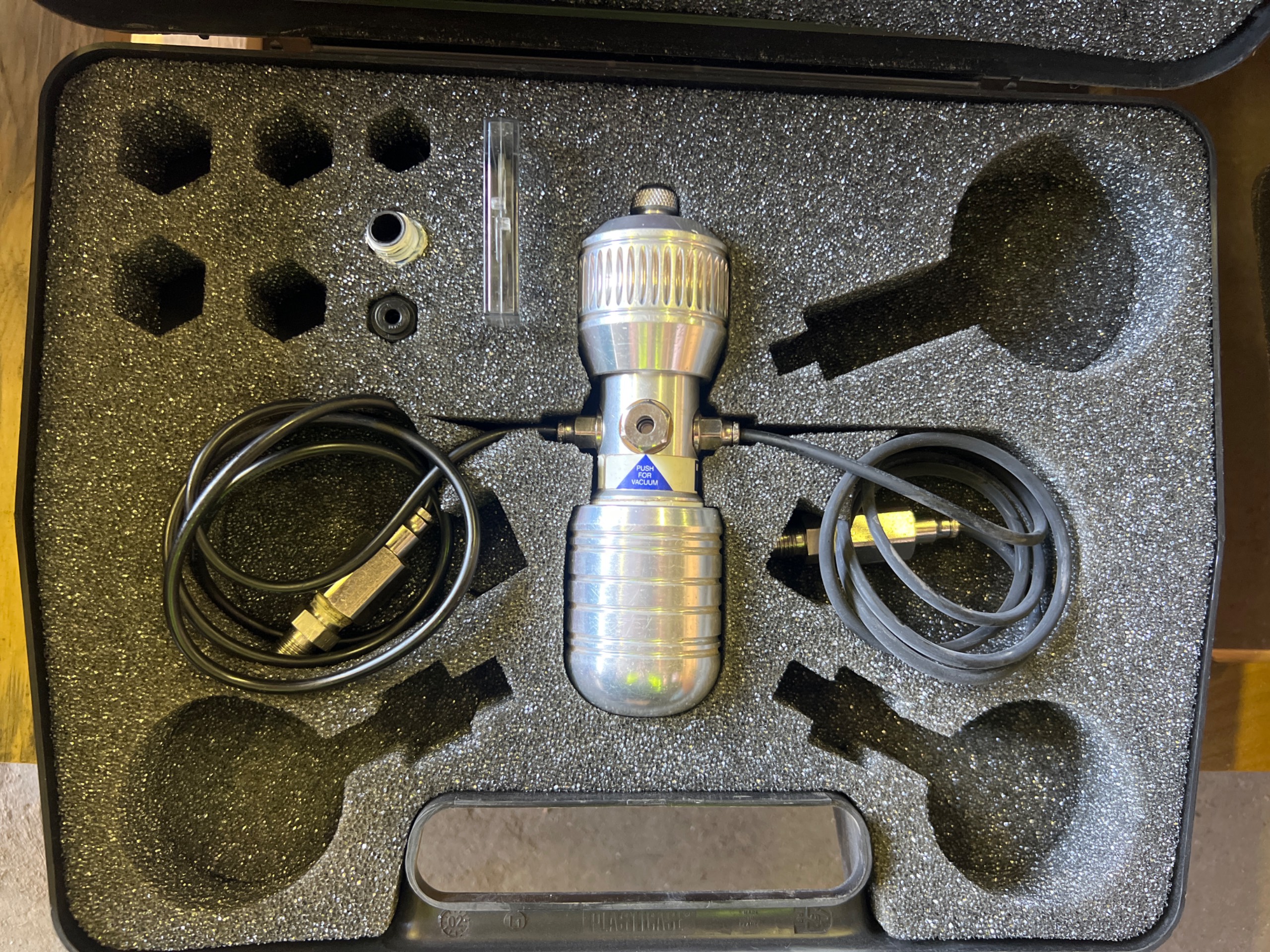 BULK QTY OF TESTING AND MEASURING EQUIPMENT - undefined