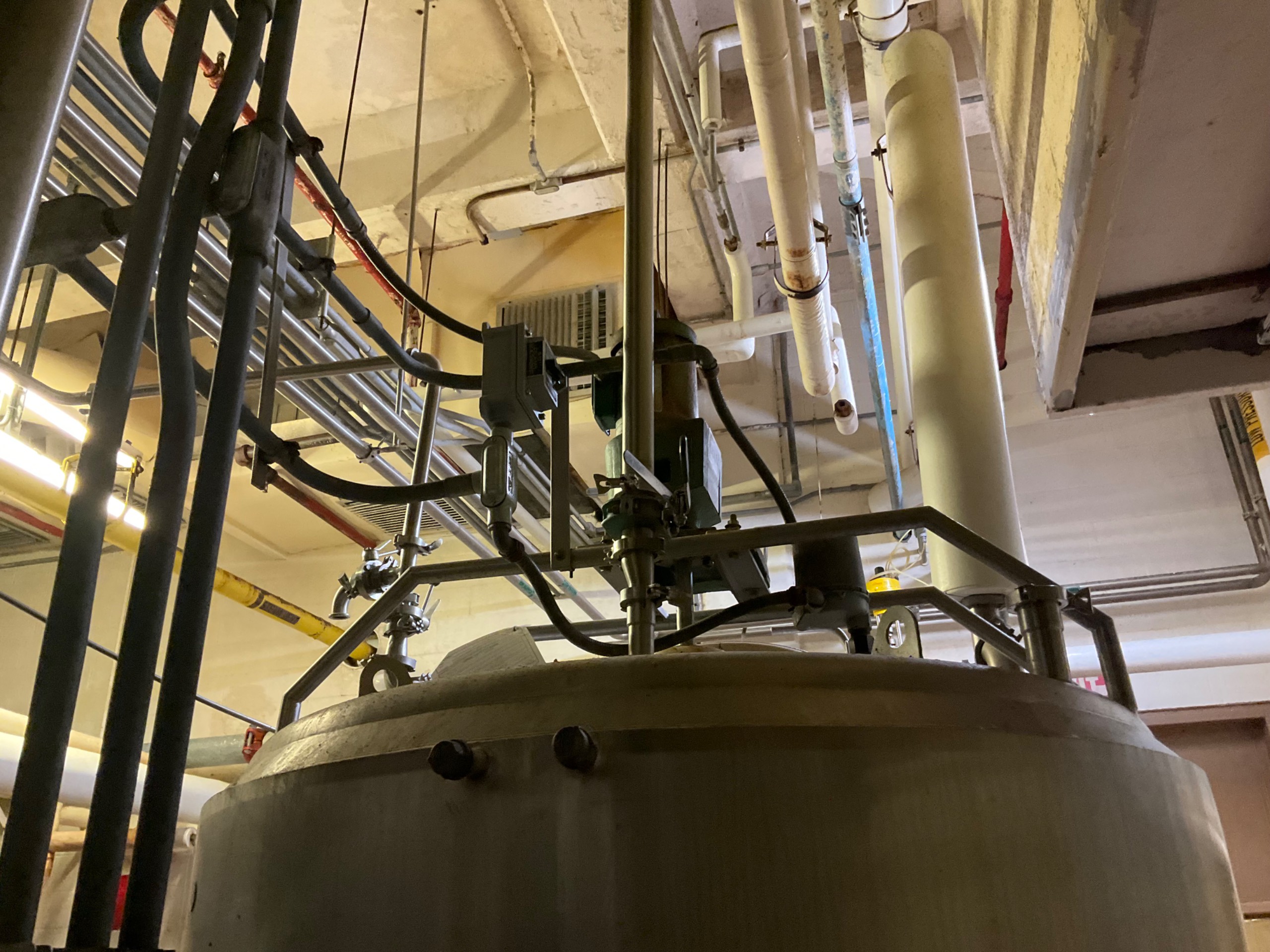 MIXER TANK 600 GALLON - undefined