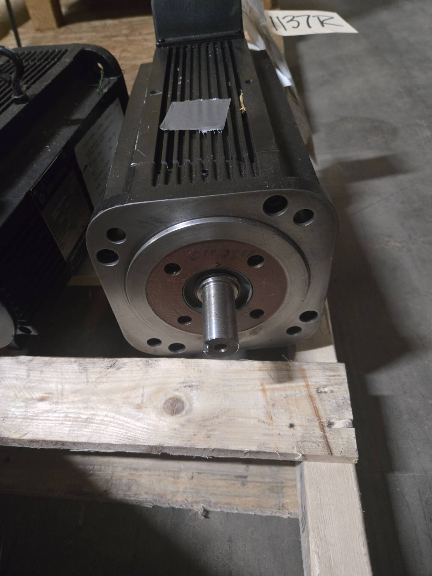 ALLEN-BRADLEY 1326AB-B515G-M215L BULLETIN 1326 AC SERVO MOTOR - undefined