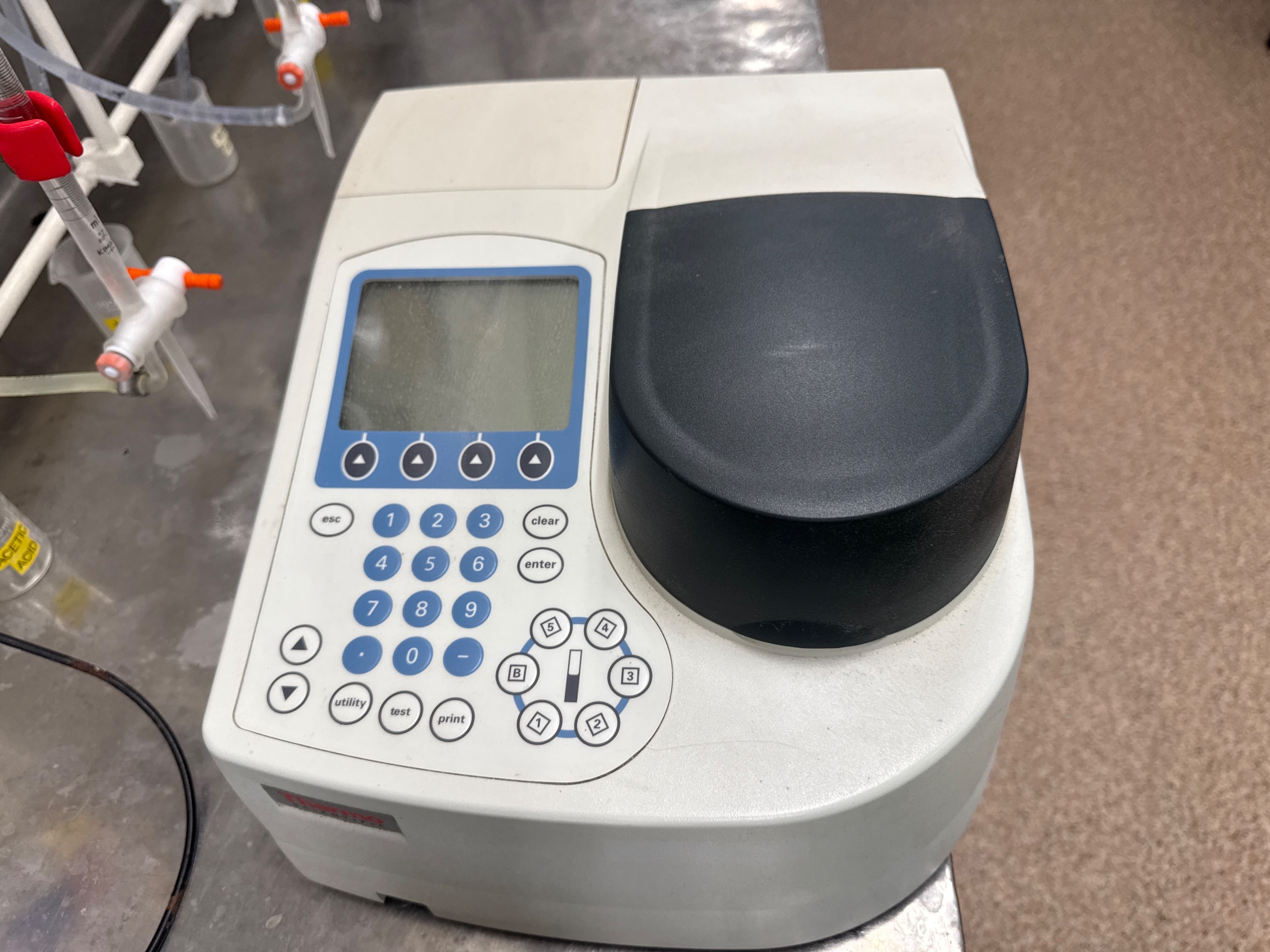 THERMO SCIENTIFIC GENESYS 10VIS SPECTROPHOTOMETER - undefined