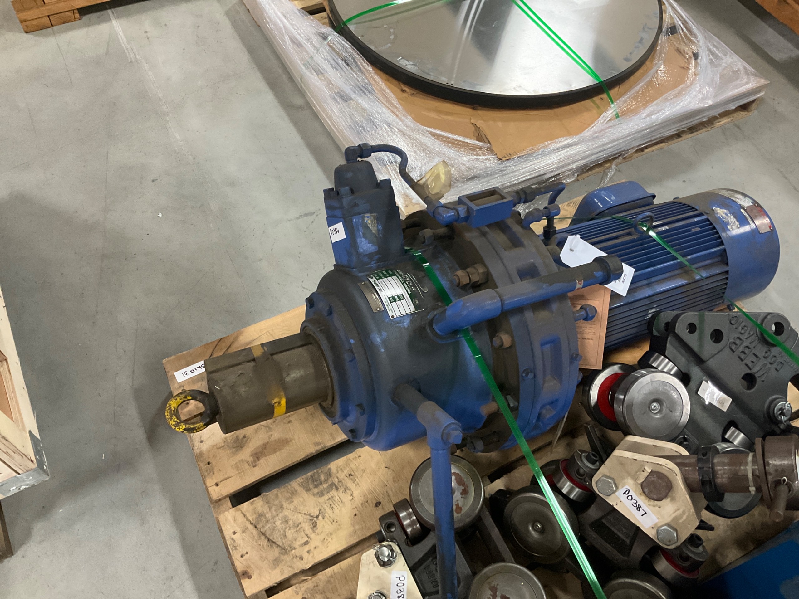 SUMITOMO MOTOR & GEARBOX ASSEMBLY - undefined