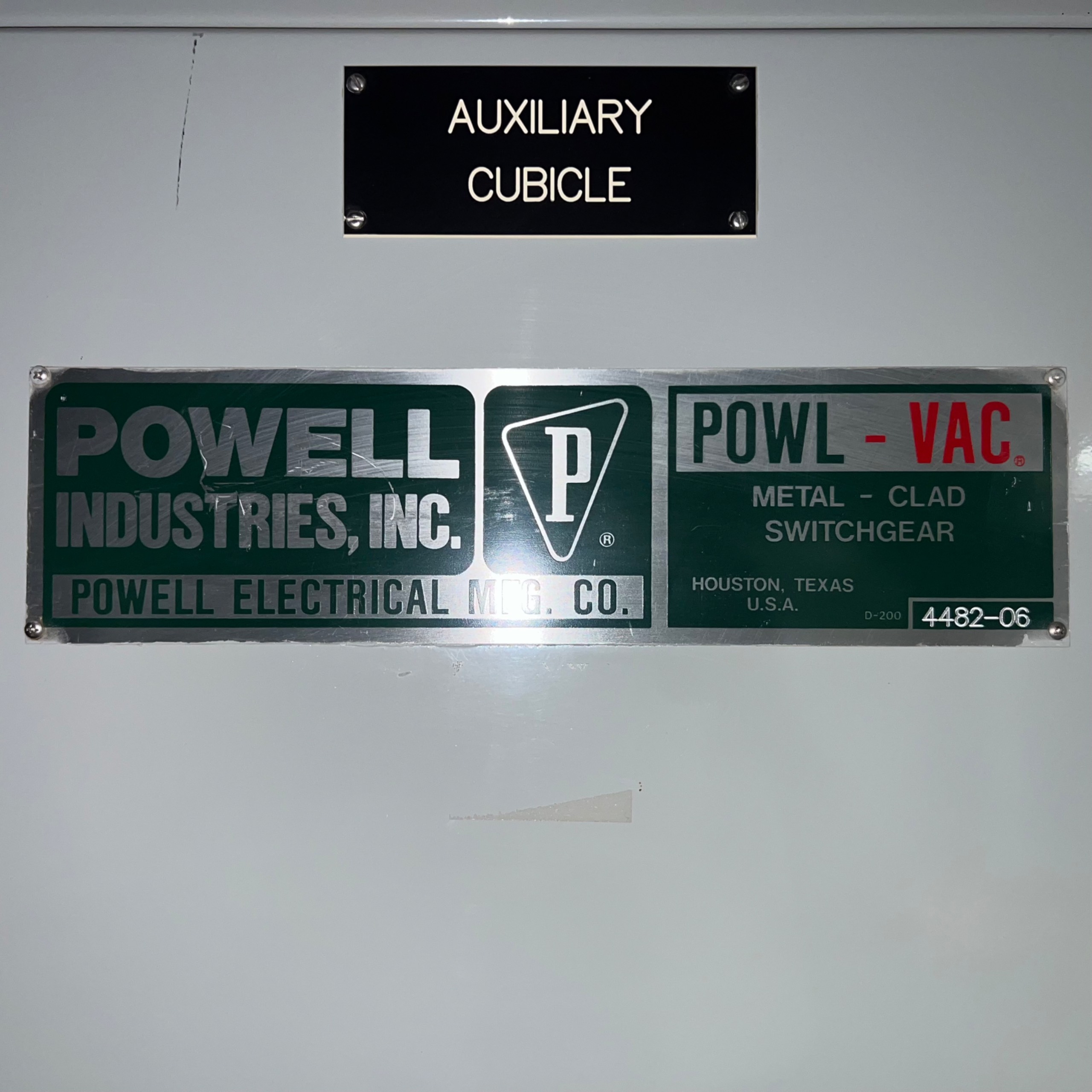 POWELL MEDIUM VOLTAGE SWITCHGEAR - undefined