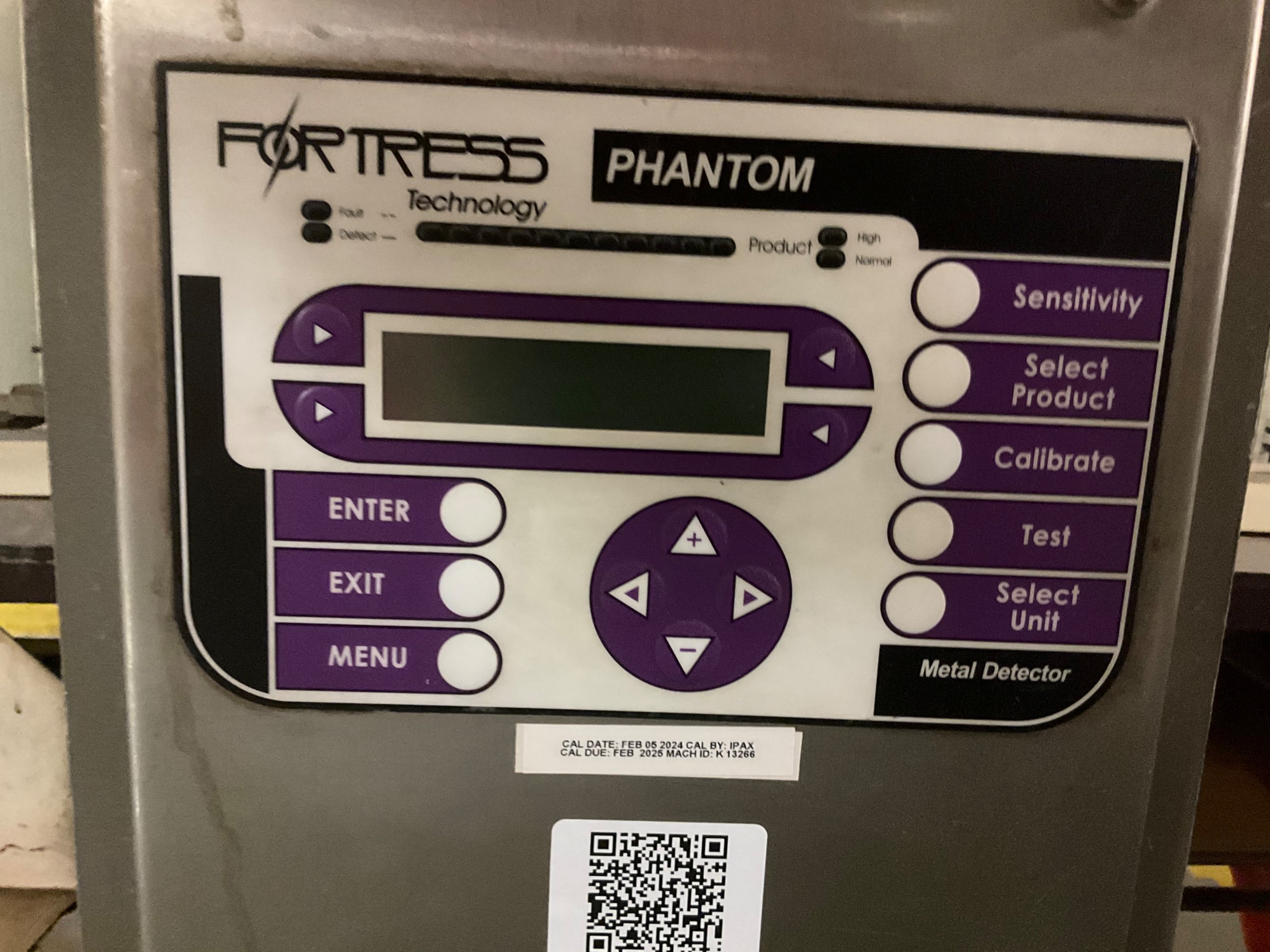 FORTRESS PHANTOM METAL DETECTOR - undefined