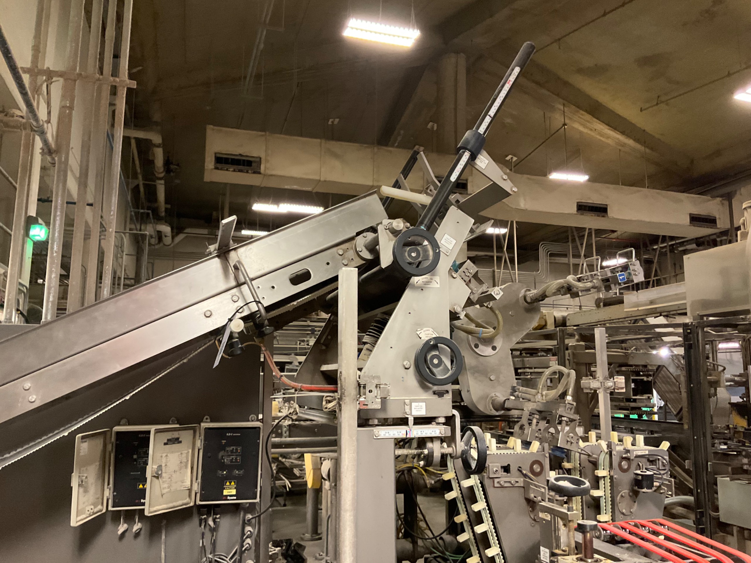 TRIANGLE FLEXCELL CARTONING MACHINE - undefined