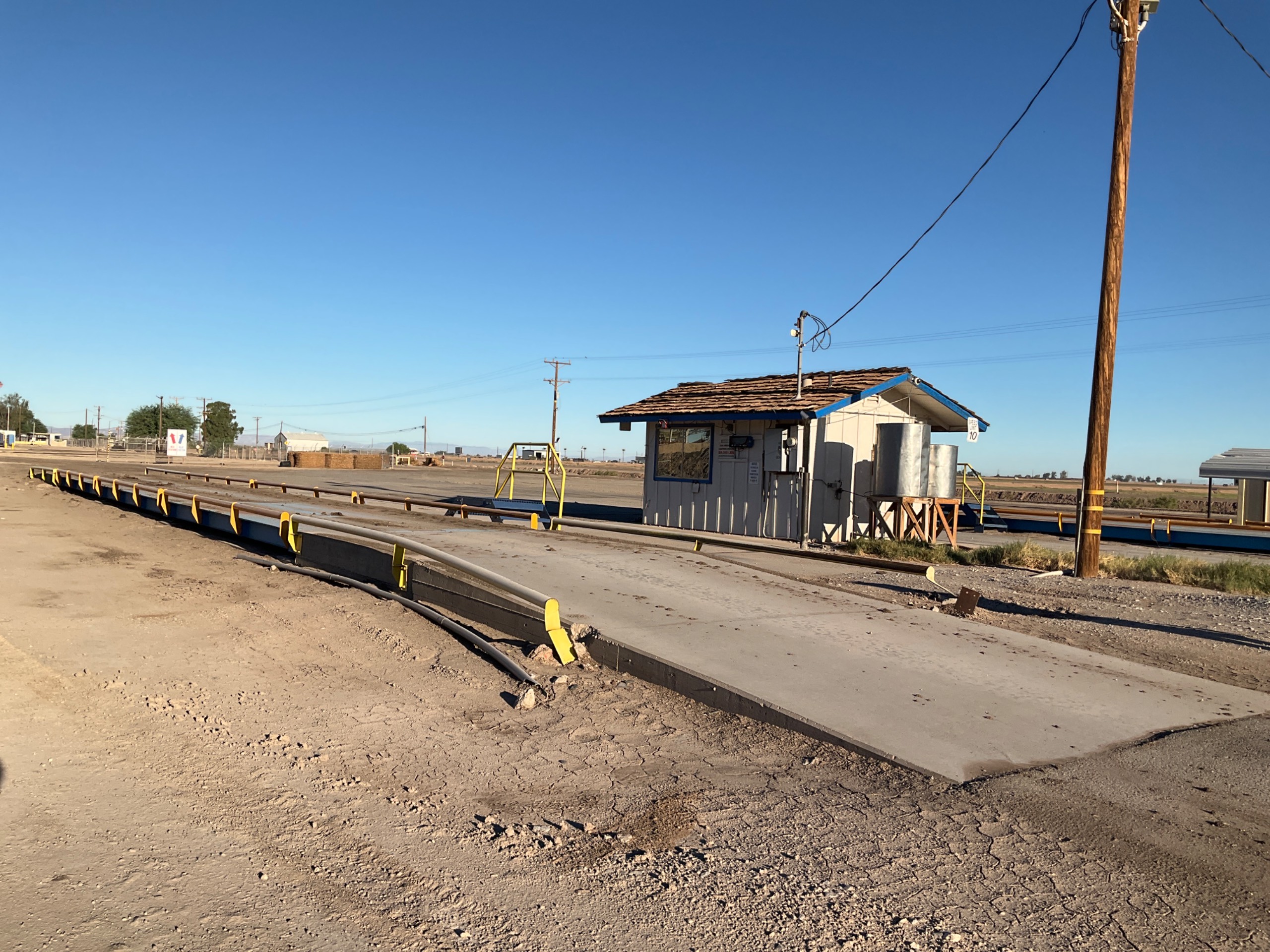 AVERY WEIGH-TRONIX BMS 7011-100T J 75 TRUCK SCALE - undefined