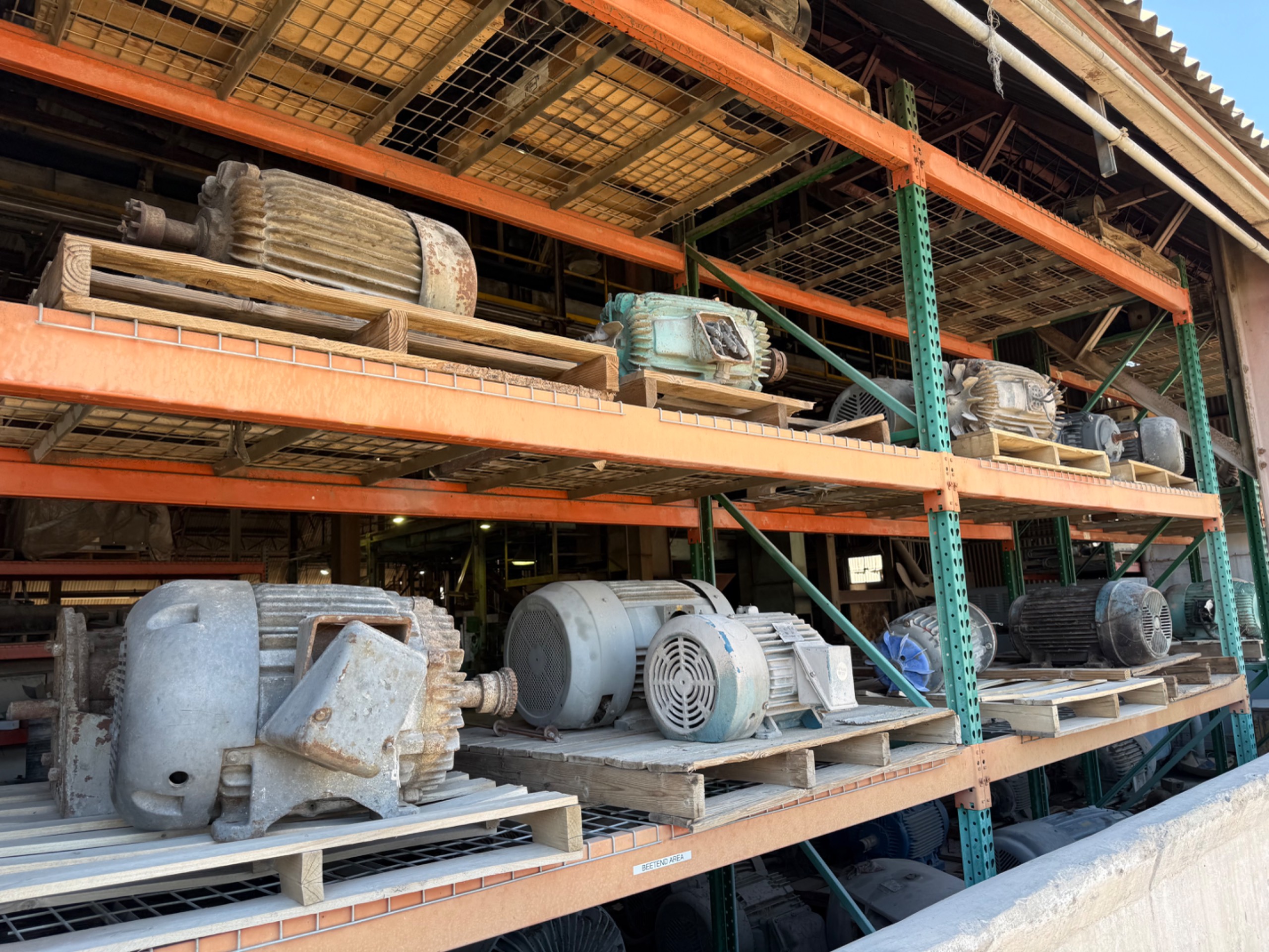 BULK QTY OF 314 ELECTRIC MOTORS - undefined