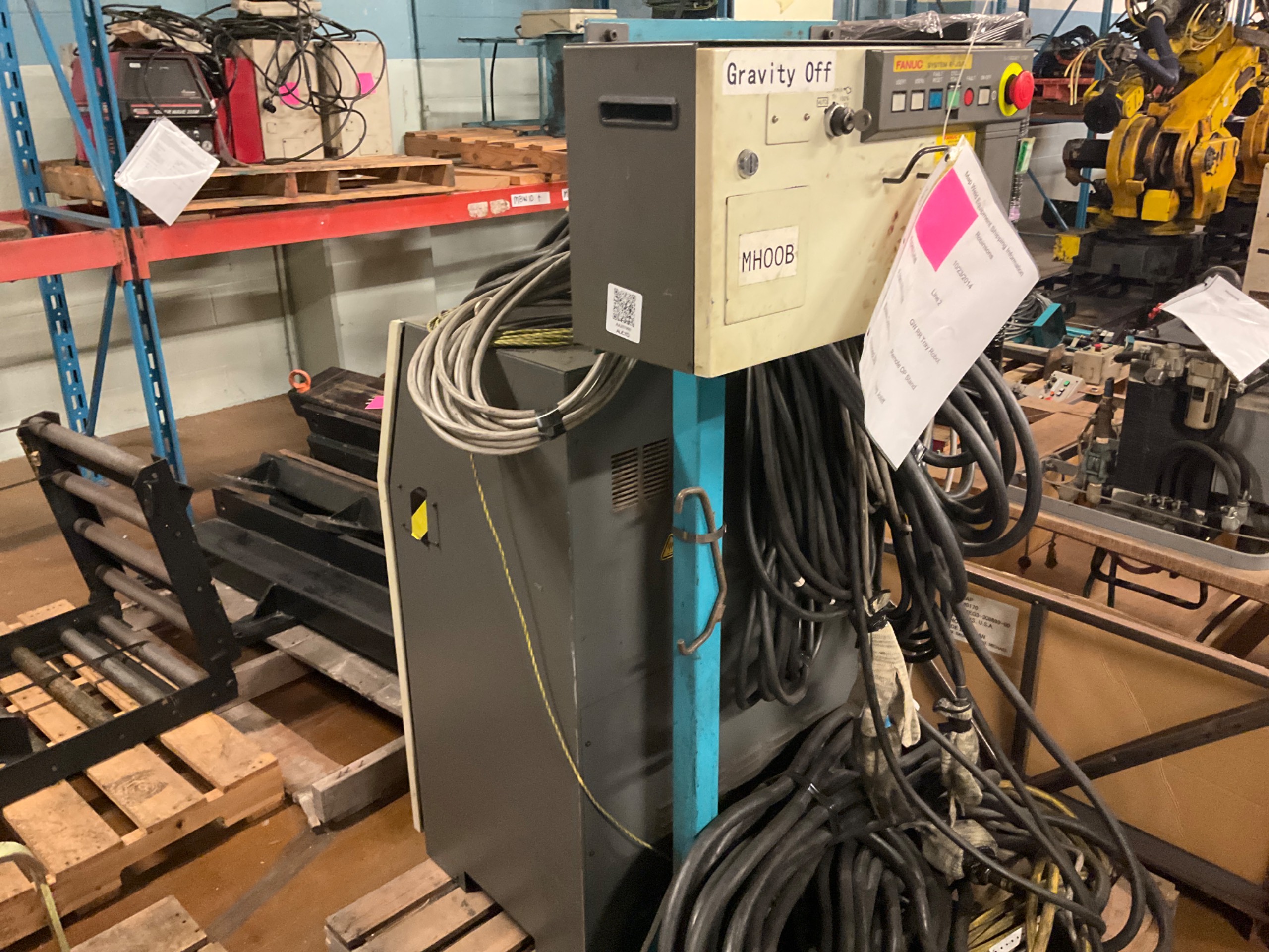 2006 FANUC R-J3IB ROBOT CONTROLLER - undefined