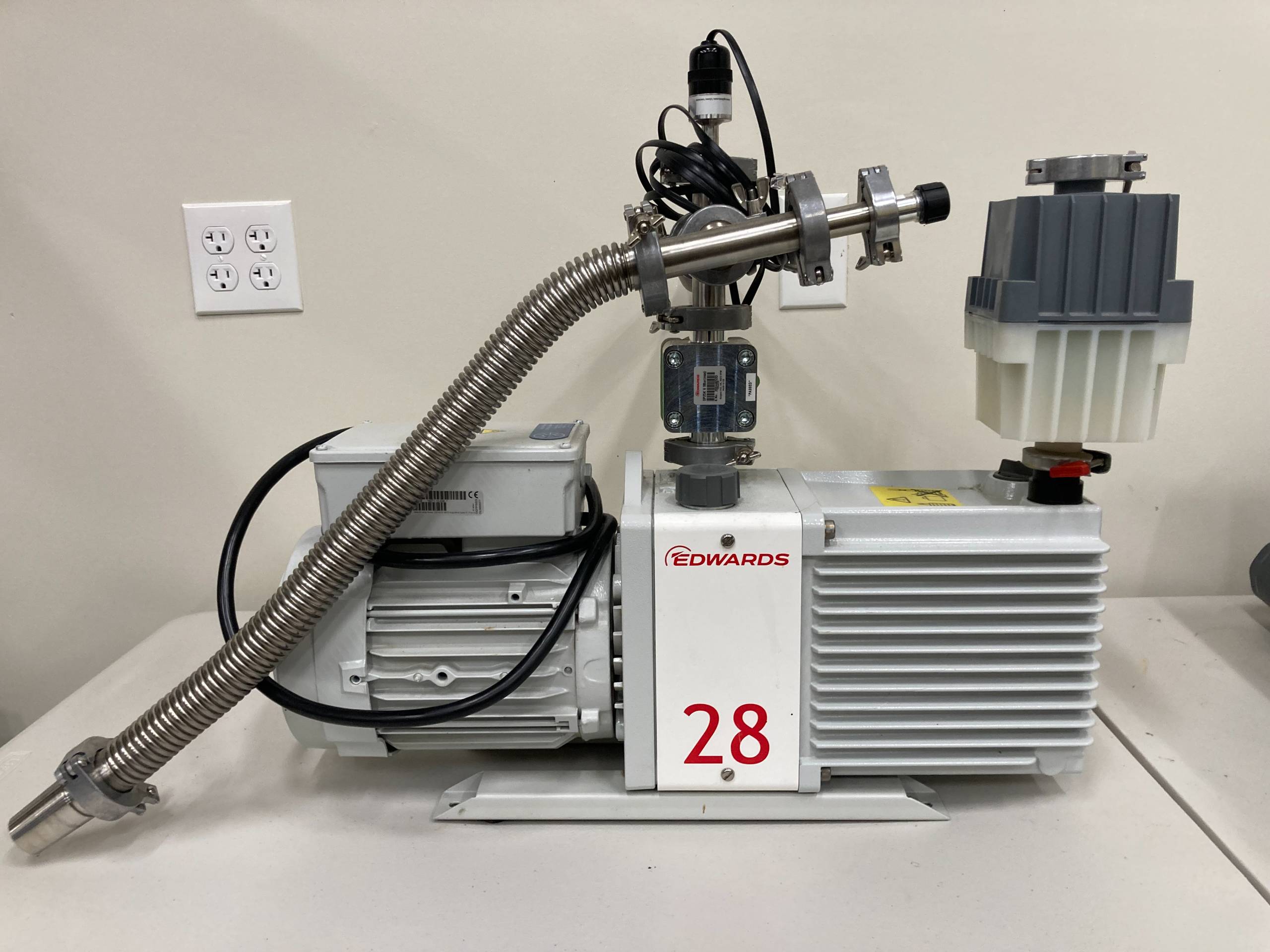 ATLAS COPCO & EDWARDS VACUUM PUMPS - undefined