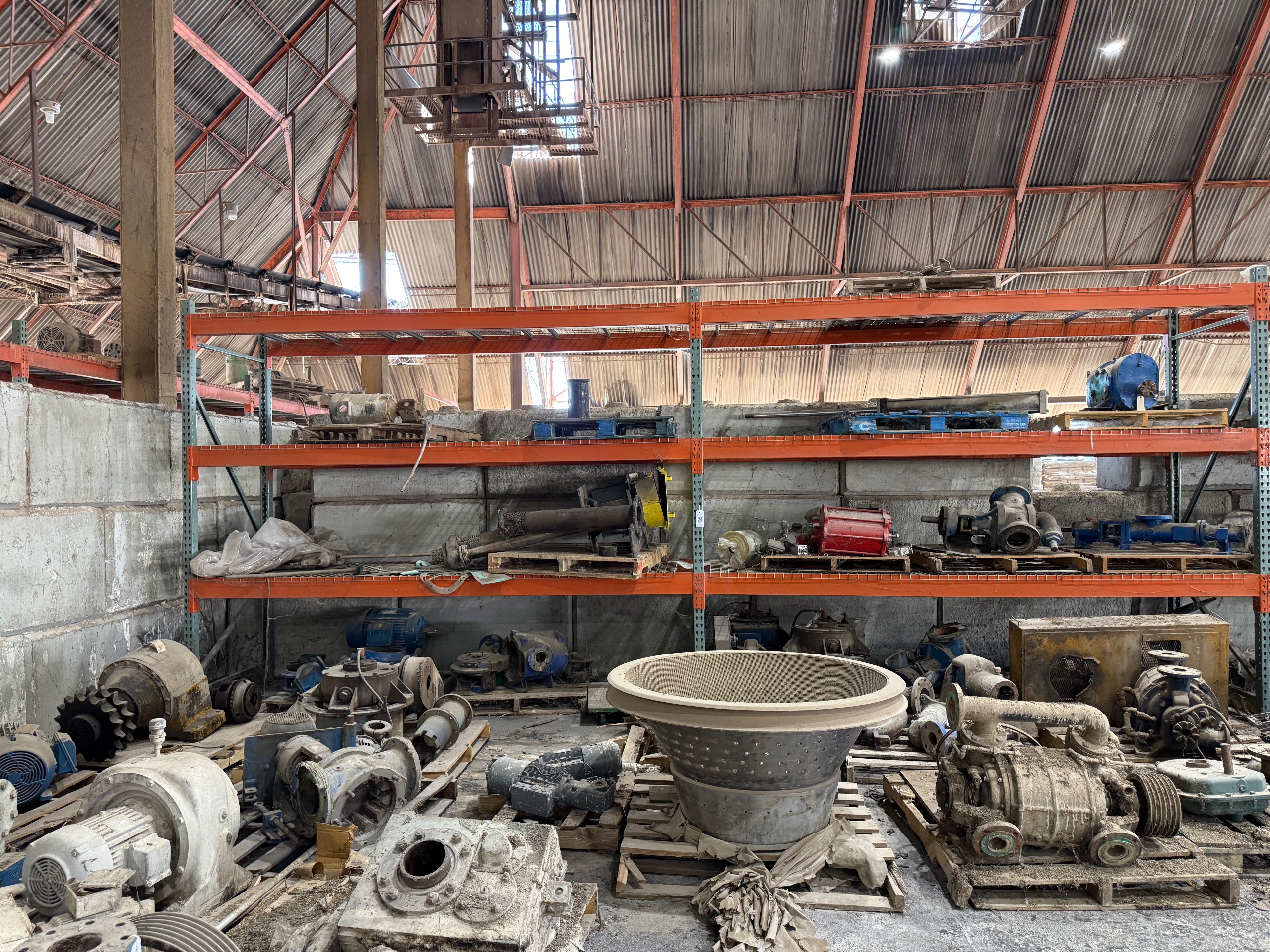 BULK QTY OF INDUSTRIAL PARTS - undefined