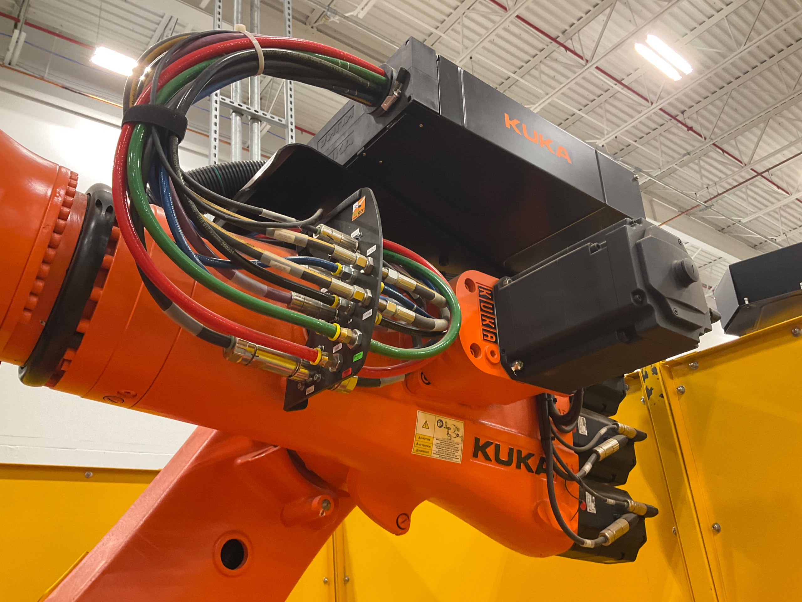 2021 KUKA KR 500 R2830 ROBOT & CONTROLLER ASSEMBLY - undefined