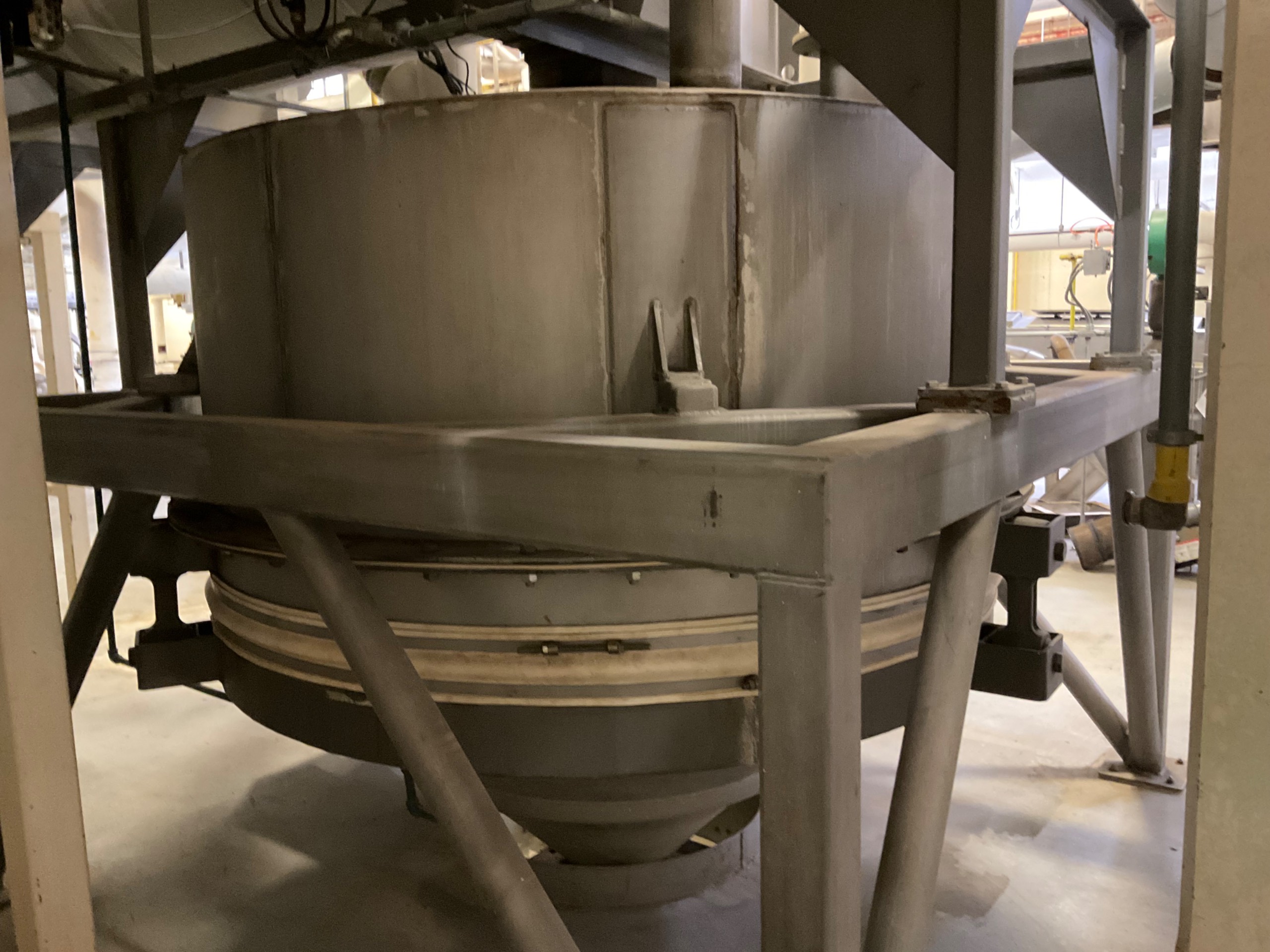 2006 CARRIER BD-7 VIBRATORY STORAGE TANK - undefined
