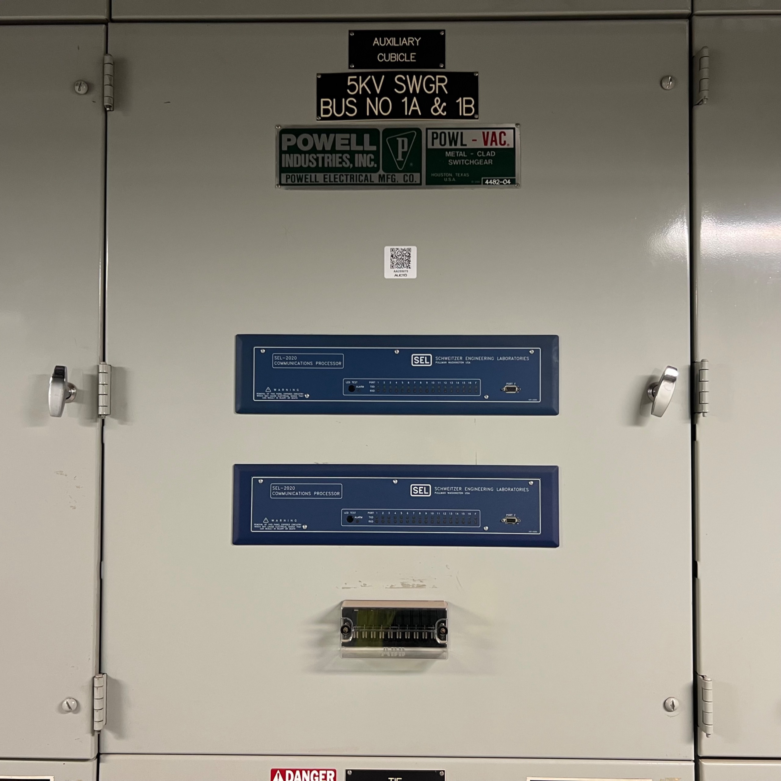 BULK QTY OF POWELL SWITCHGEAR - undefined