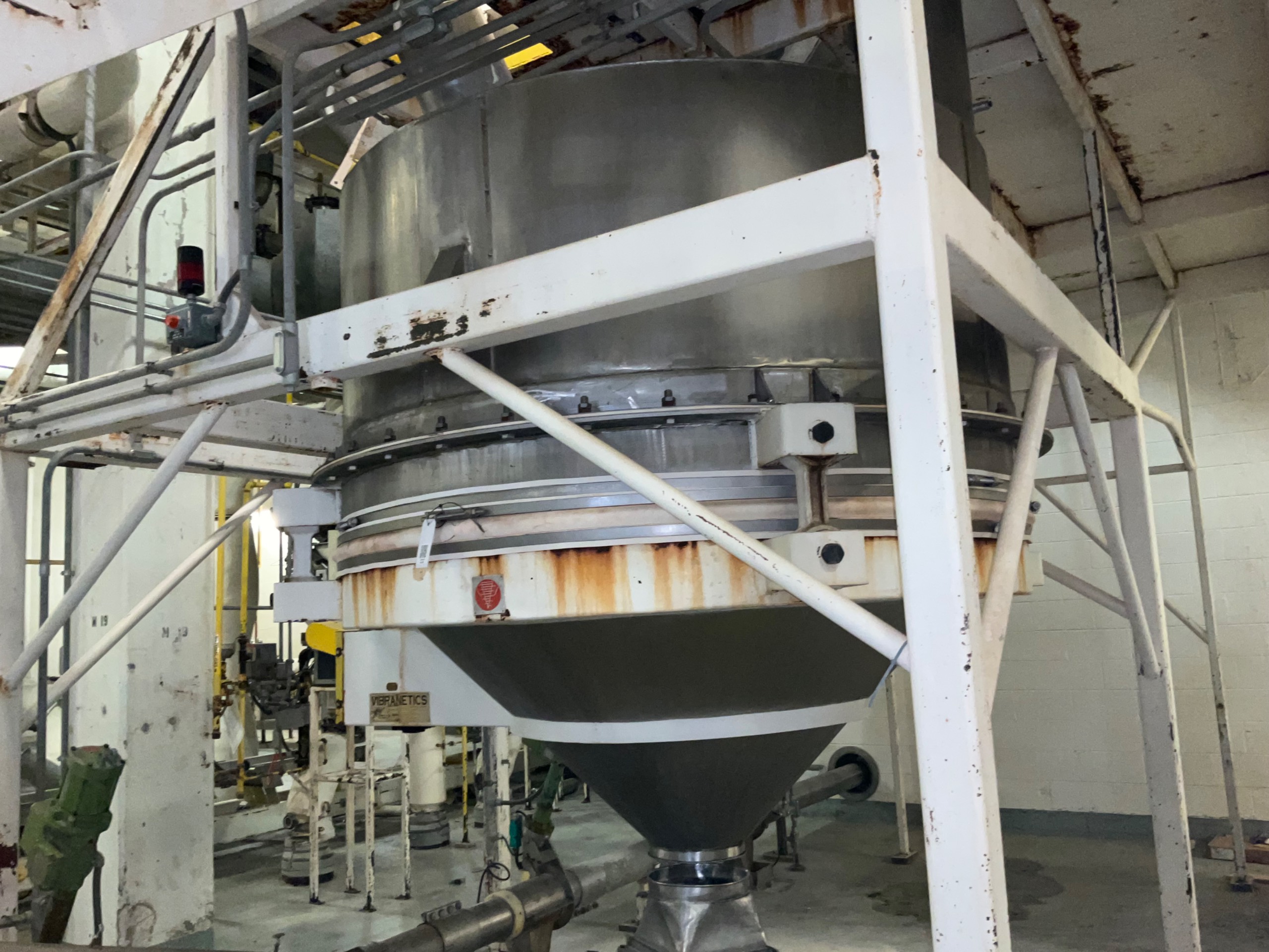 1984 VIBRANETIC LBH-7 VIBRATORY STORAGE TANK - undefined