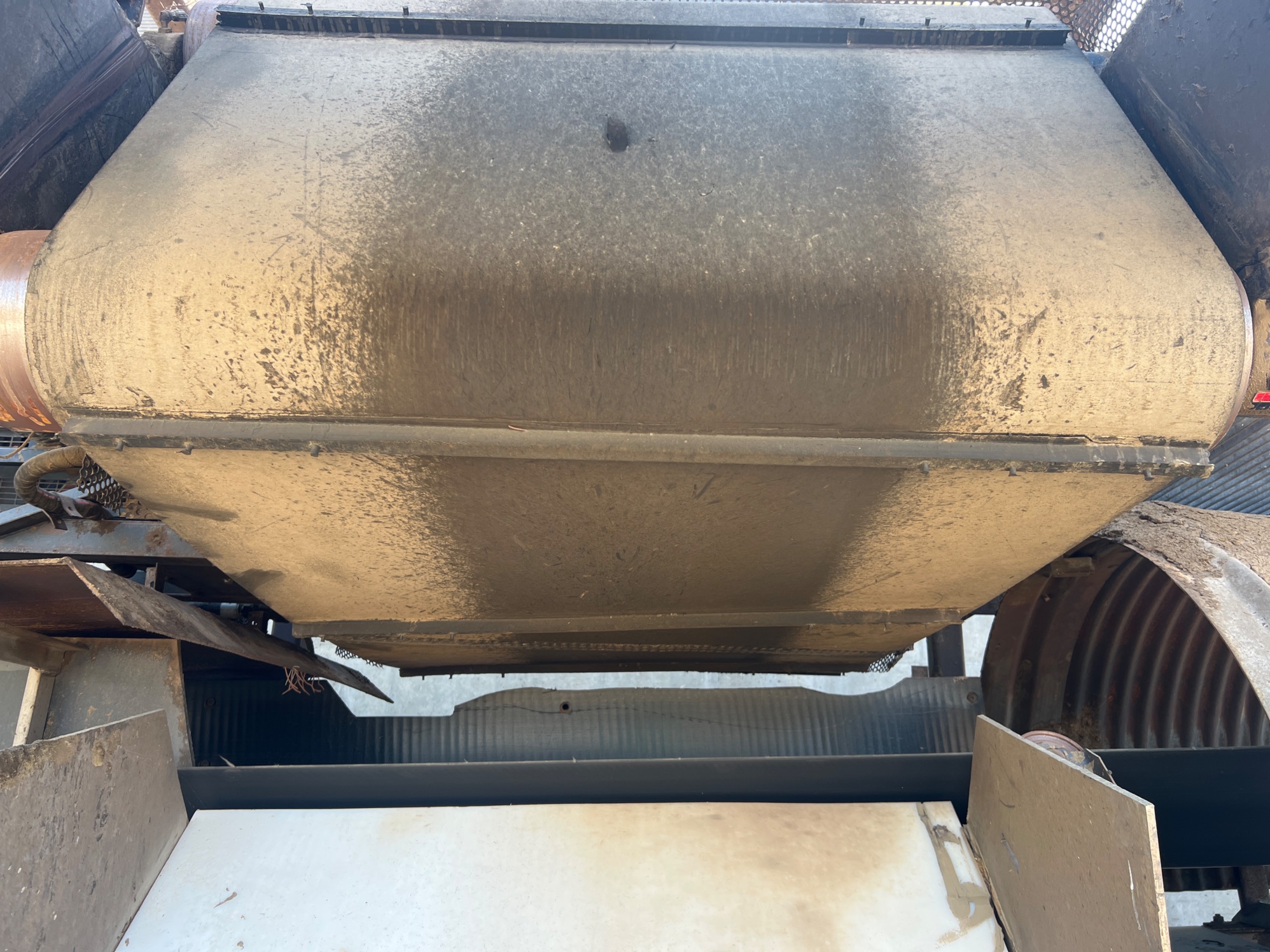 DINGS SUSPENDED MAGNETIC SEPARATOR - undefined