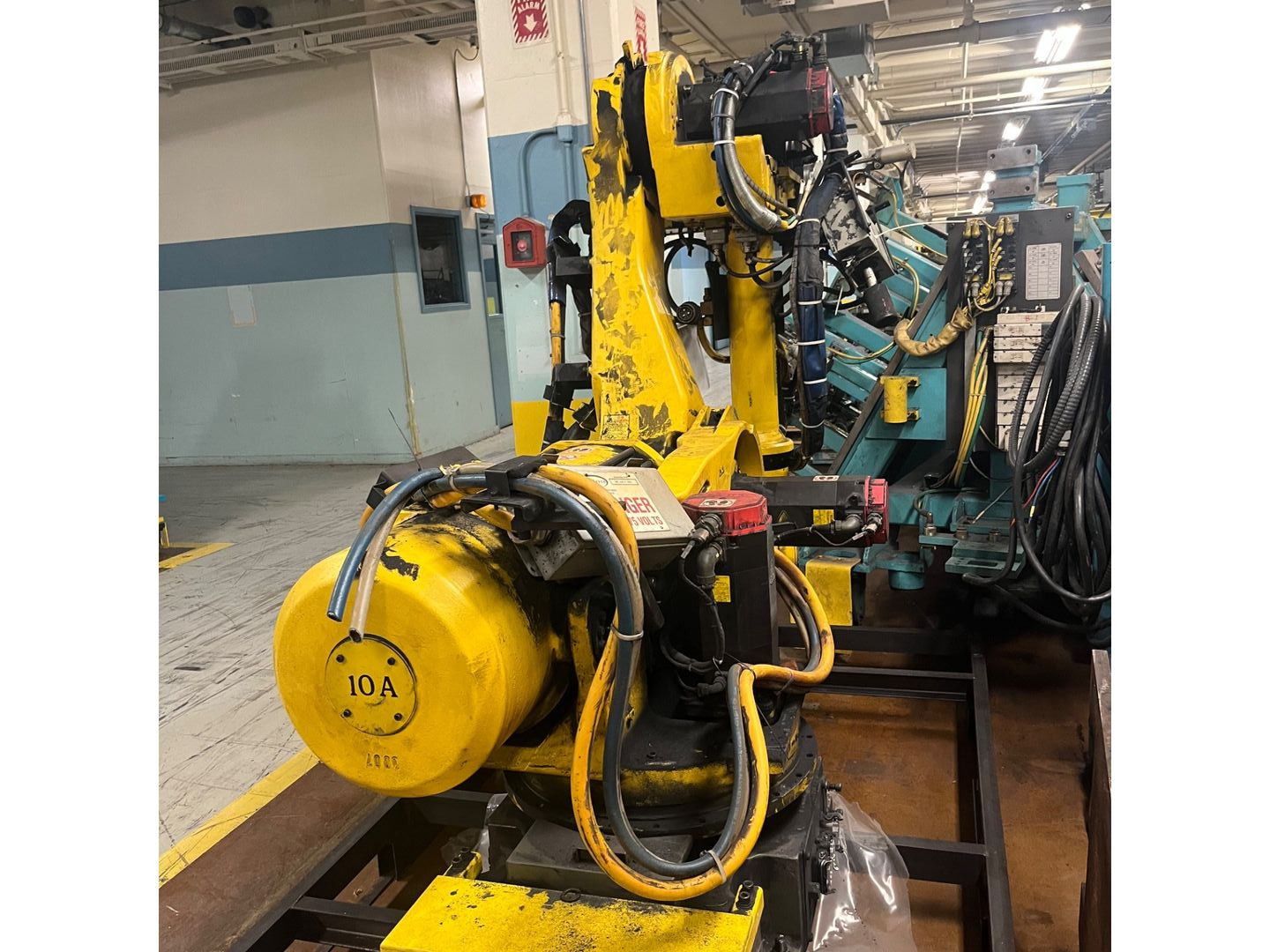 2000 FANUC S-430I R/165 ARTICULATED ROBOT - undefined