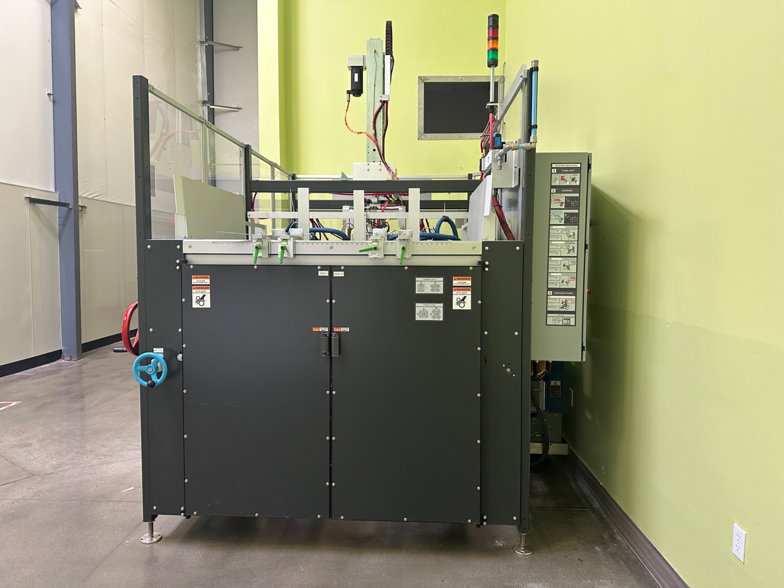 IPAK TF-200TQM CASE ERECTOR - undefined