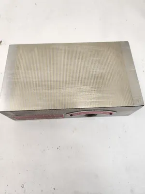 SUBURBAN TOOL RECTANGULAR RARE EARTH MAGNETIC CHUCK FINE POLE MRRE 1018 FP - undefined