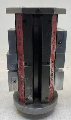 CHICK MODEL ML4B08 MULTI-LOK 4-SIDED TOMBSTONE WITH 4 VISES ATTACHED - undefined