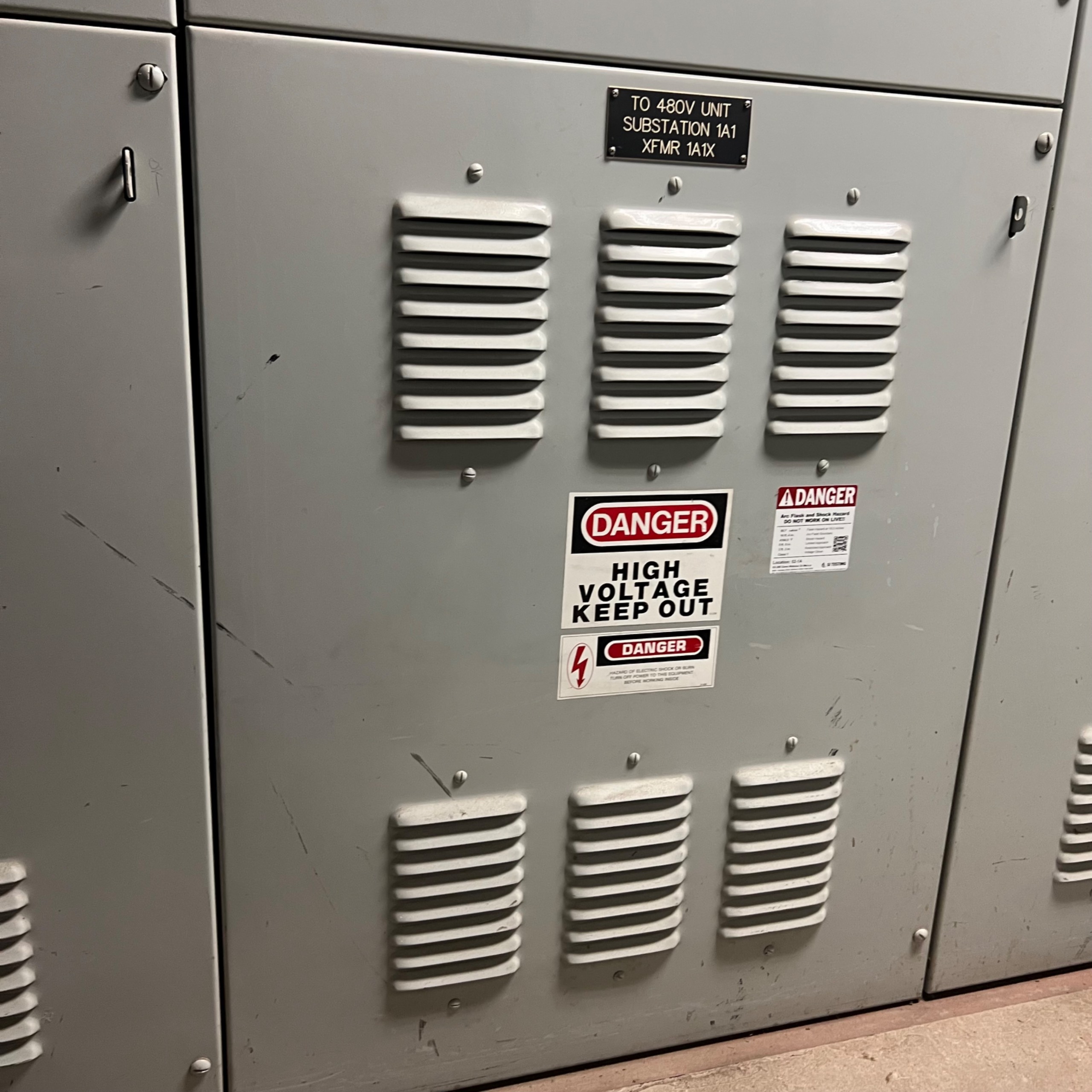 BULK QTY OF ELECTRICAL SWITCHGEAR - undefined