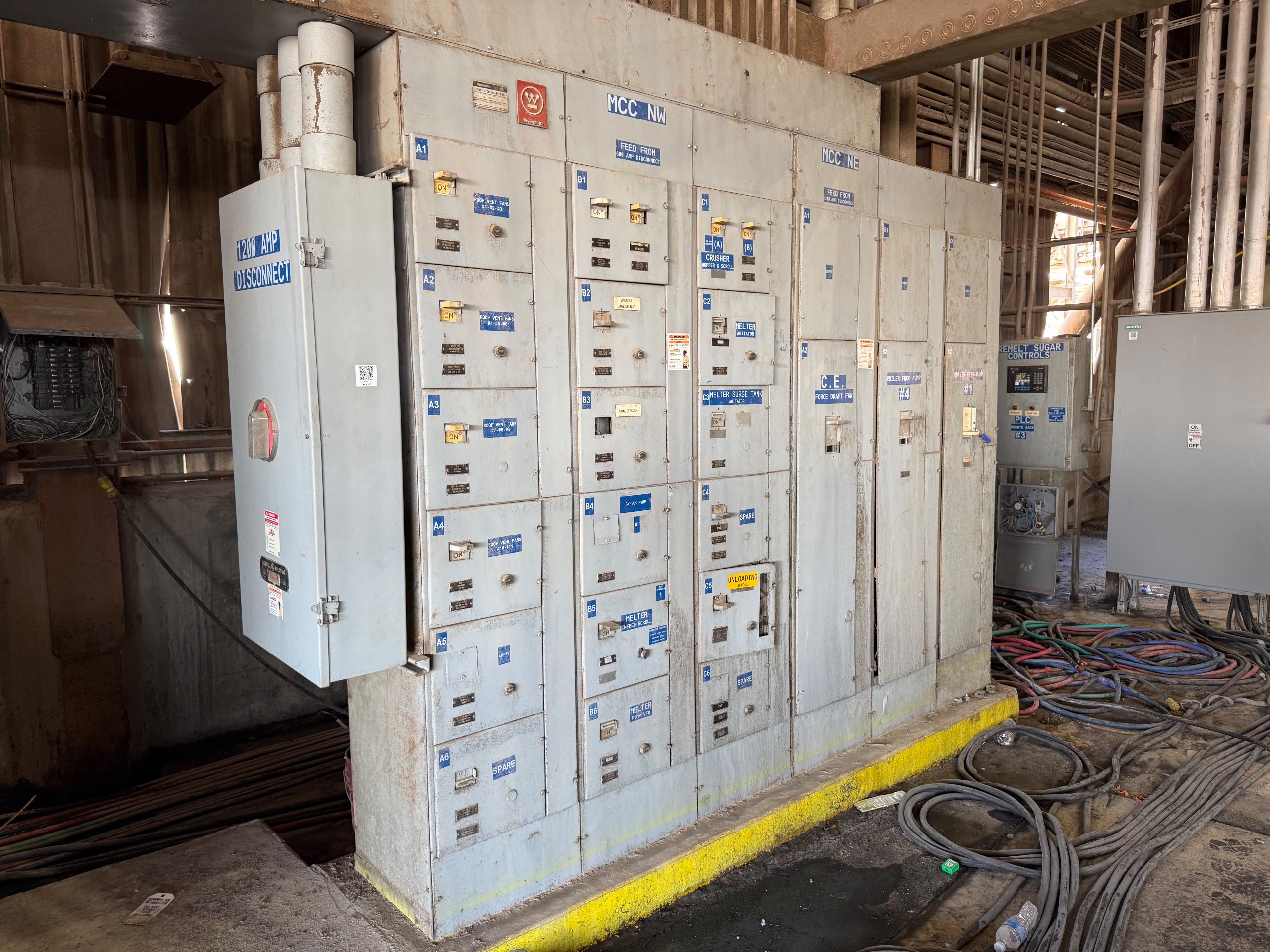 1973 WESTINGHOUSE TYPE W MCC 480 V 600 A - undefined