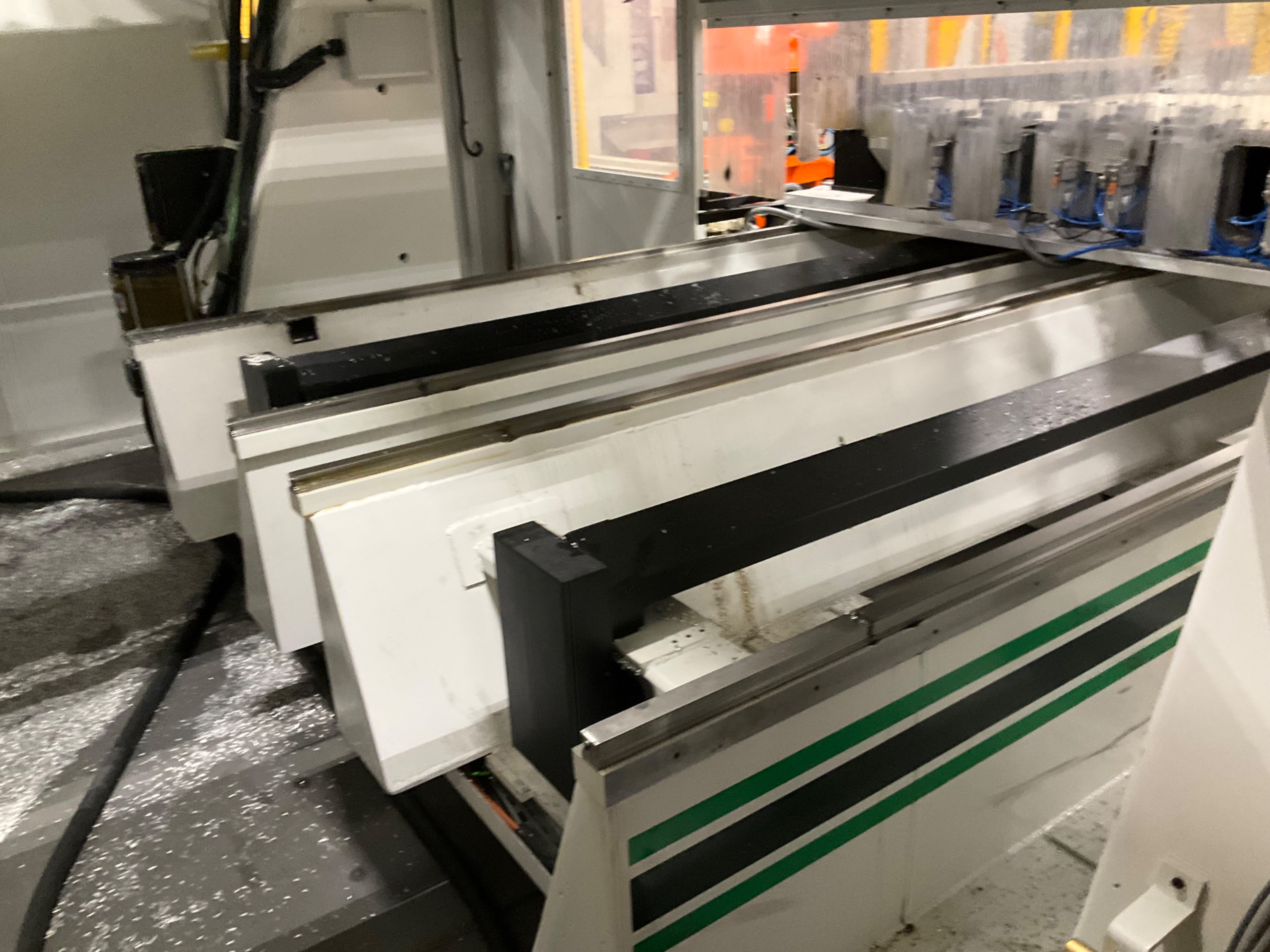 2022 C.R ONSRUD 98E18 CNC ROUTER - undefined