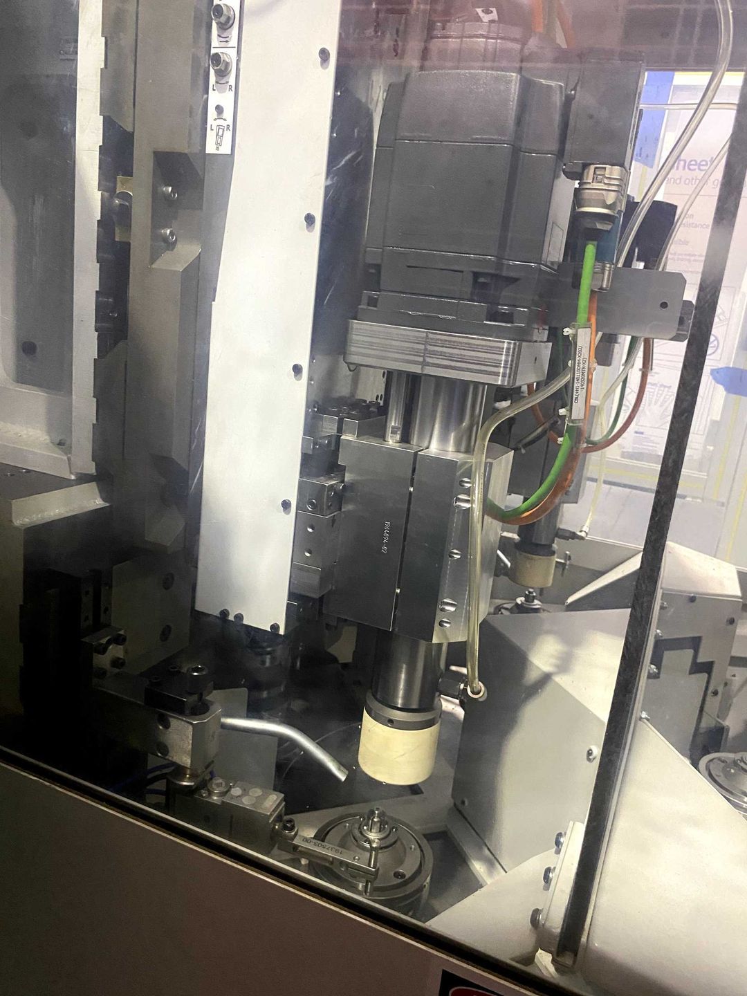 2024 THIELENHAUS NANOSTAR 242 GRINDING MACHINE - undefined