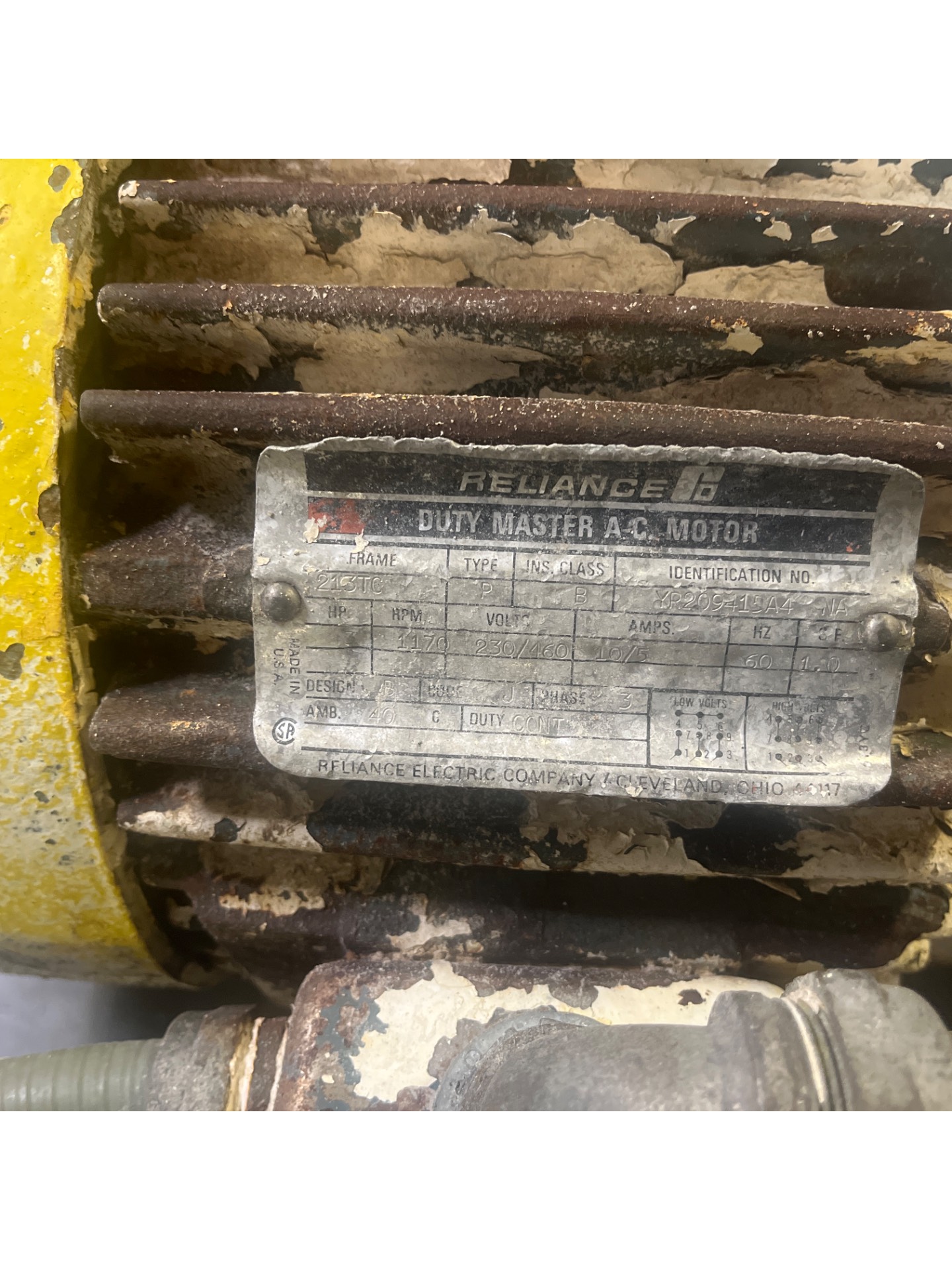 QTY 3: RELIANCE 213CG40A GEARMOTOR - undefined